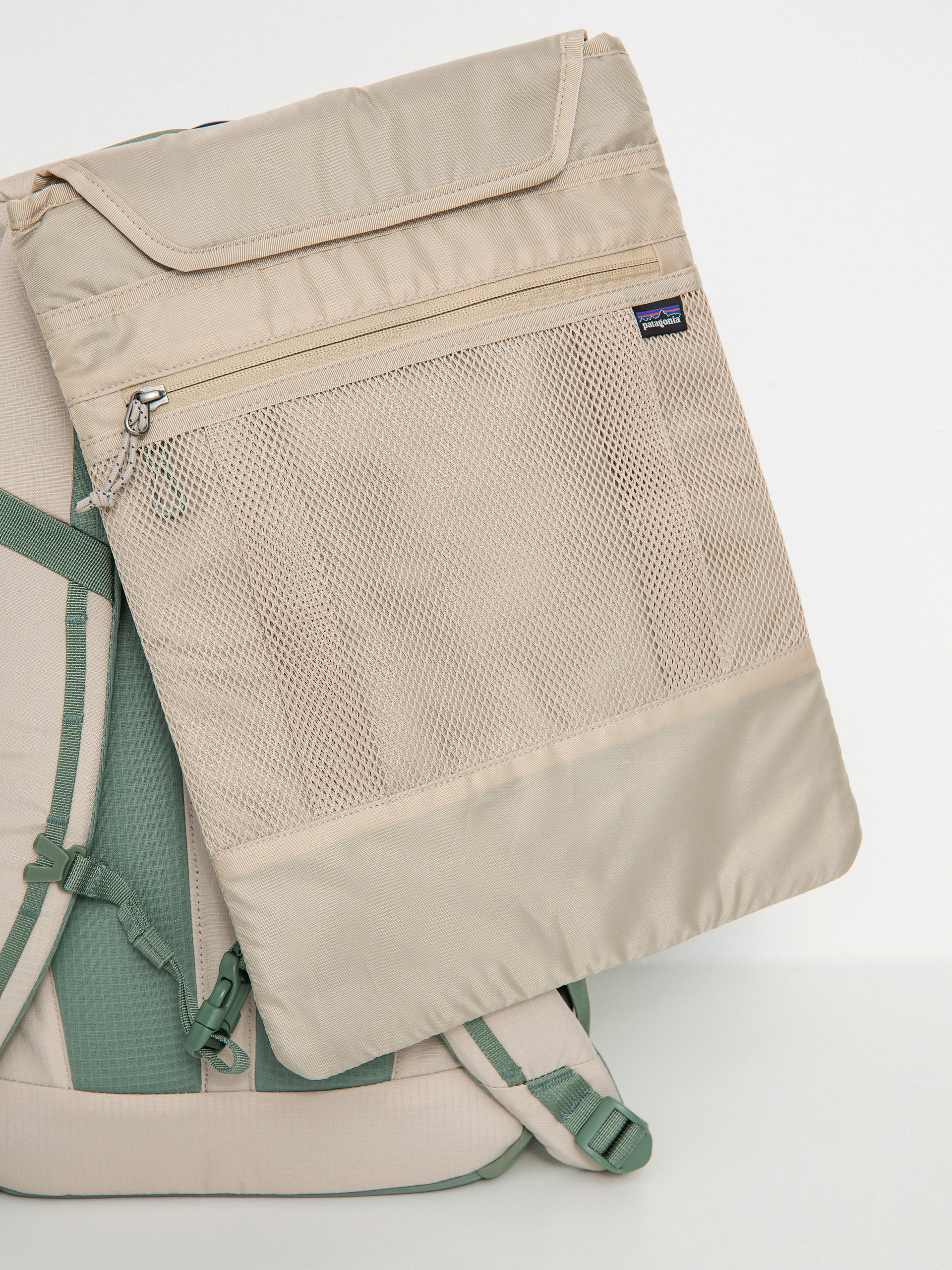 Patagonia Refugio Day Pack 26L Rucksack (hemlock green)