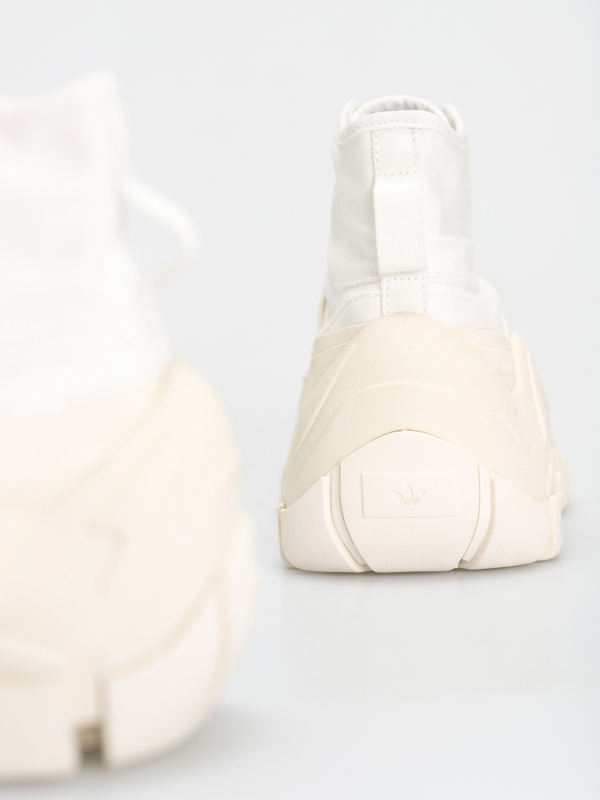 adidas Originals Nizza Hi Xy22 Shoes (ftwwht/cwhite/gretwo)