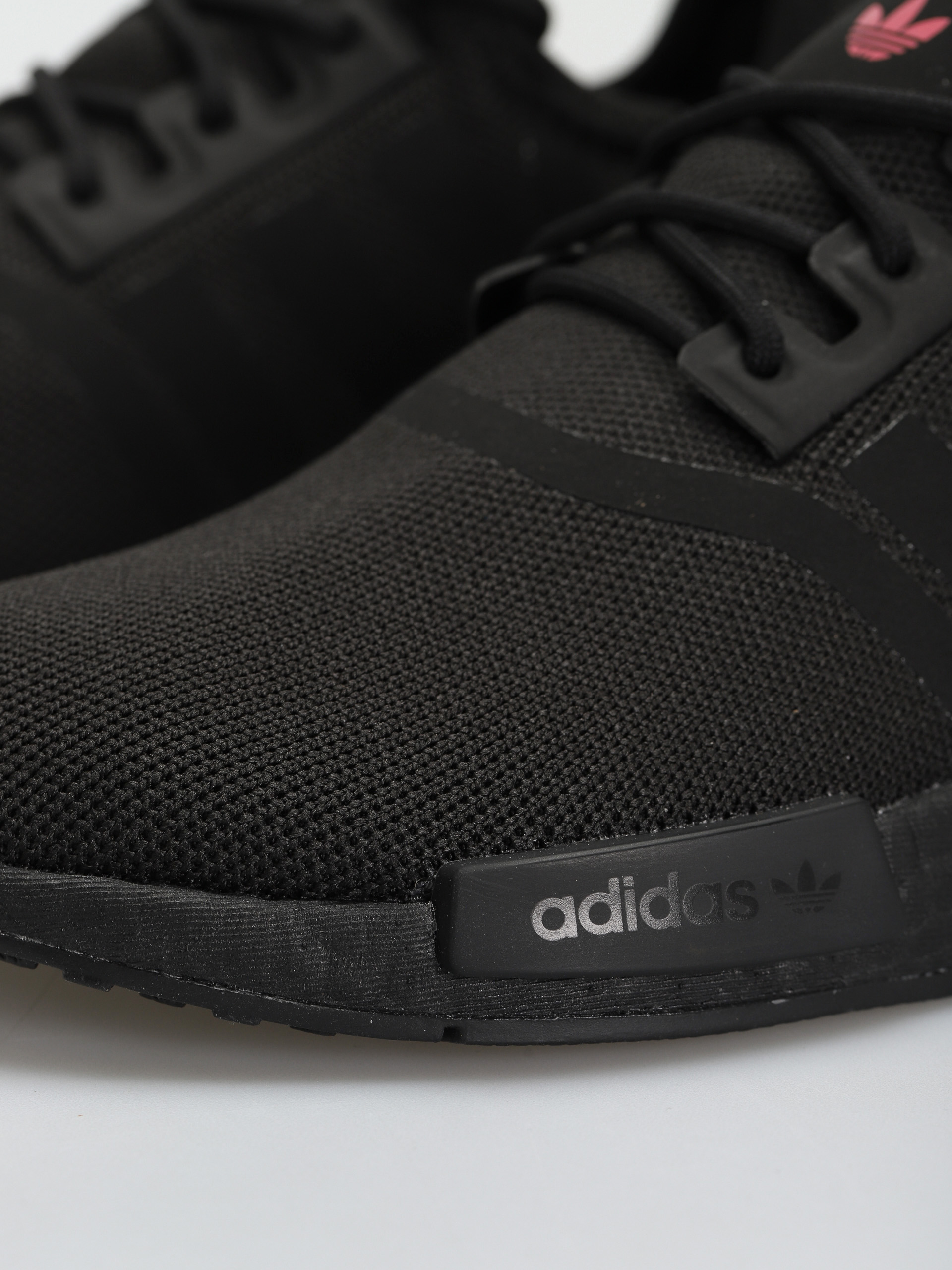 adidas Originals Nmd R1 Primeblue Schuhe Wmn (cblack/cblack/sopink)