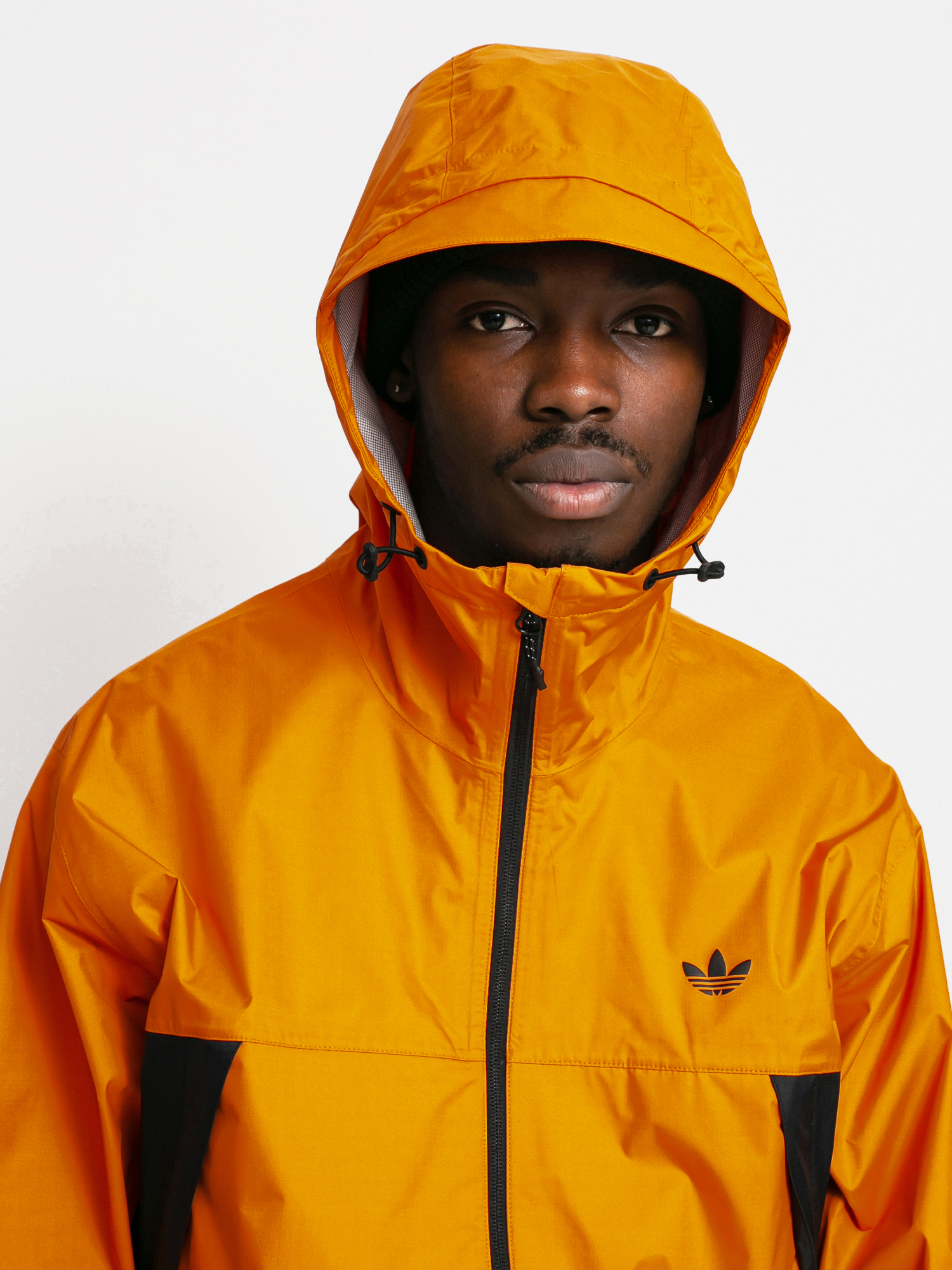 adidas Tech Shell Jacke (black/focora)
