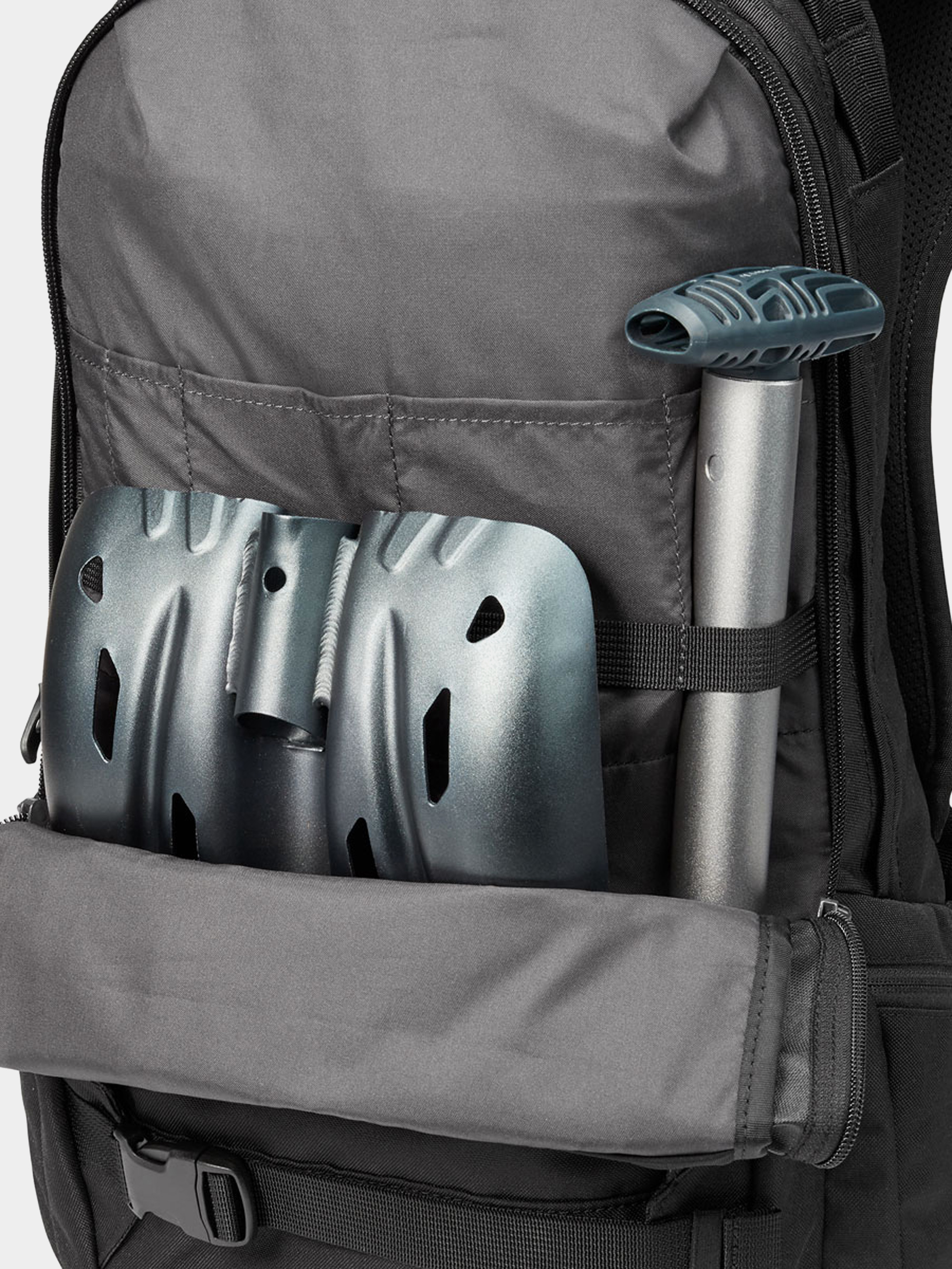 Dakine Mission 25L Backpack (black)