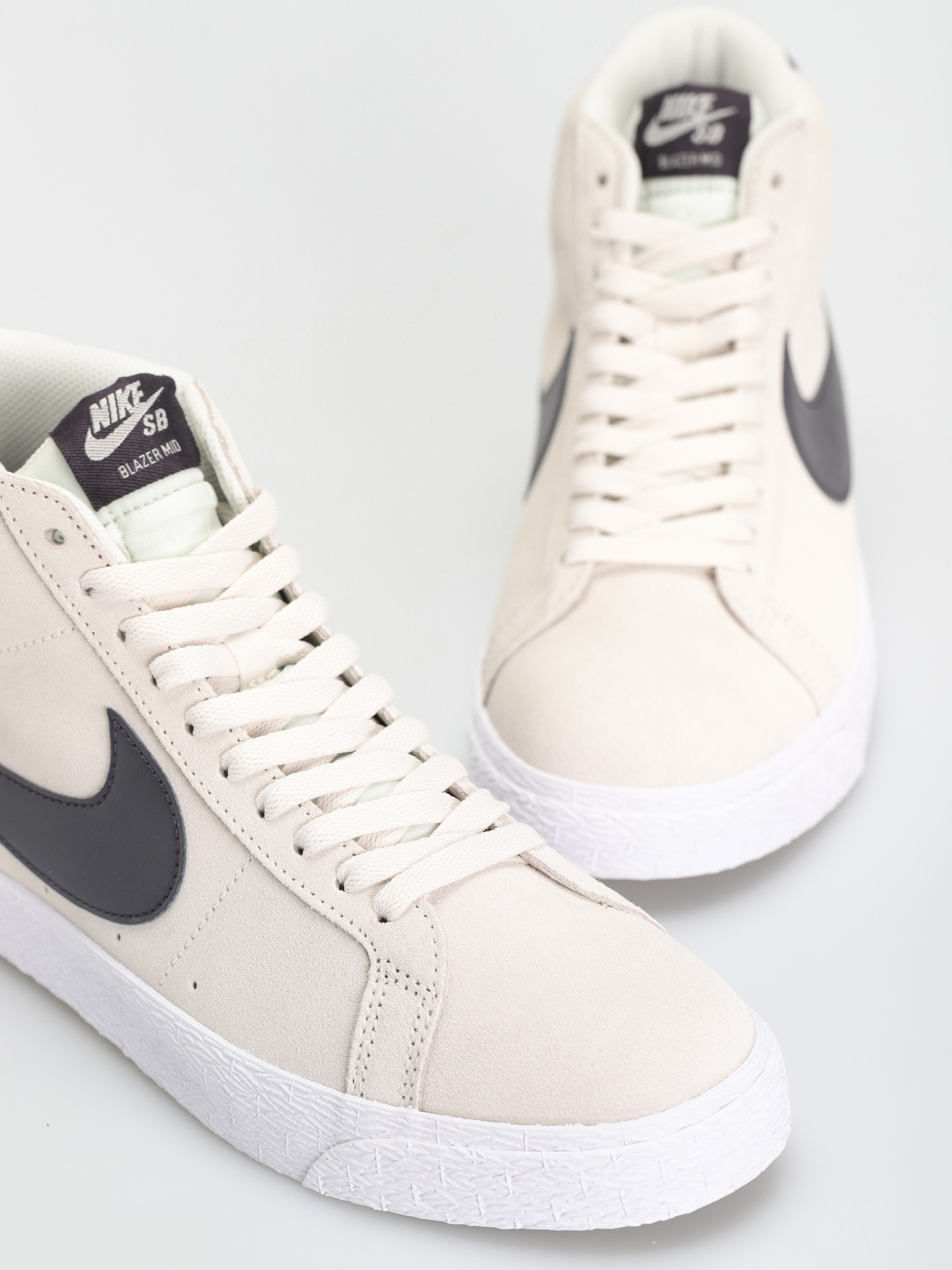 Nike SB Zoom Blazer Mid Shoes (phantom/cave purple phantom white)