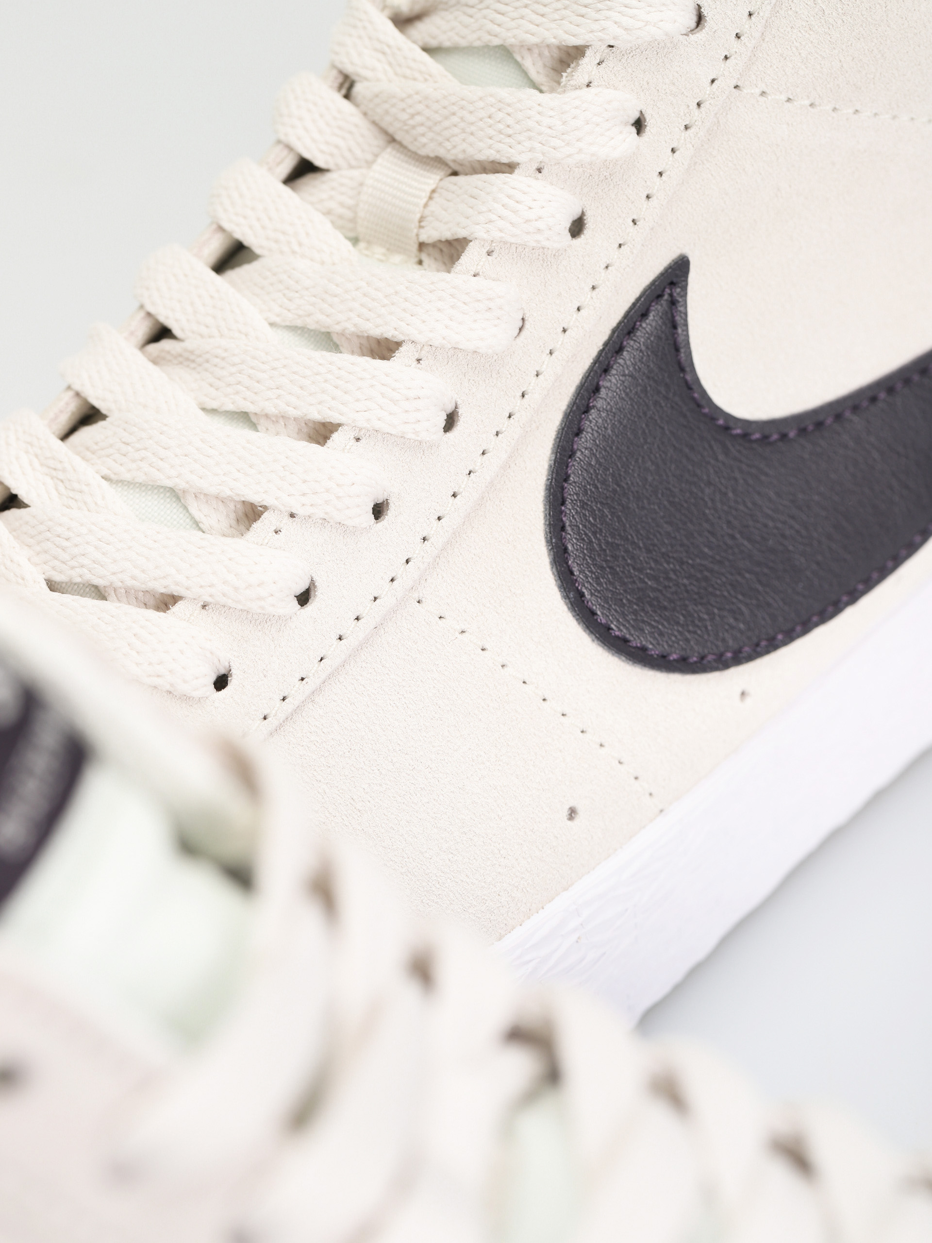 Nike SB Zoom Blazer Mid Shoes (phantom/cave purple phantom white)