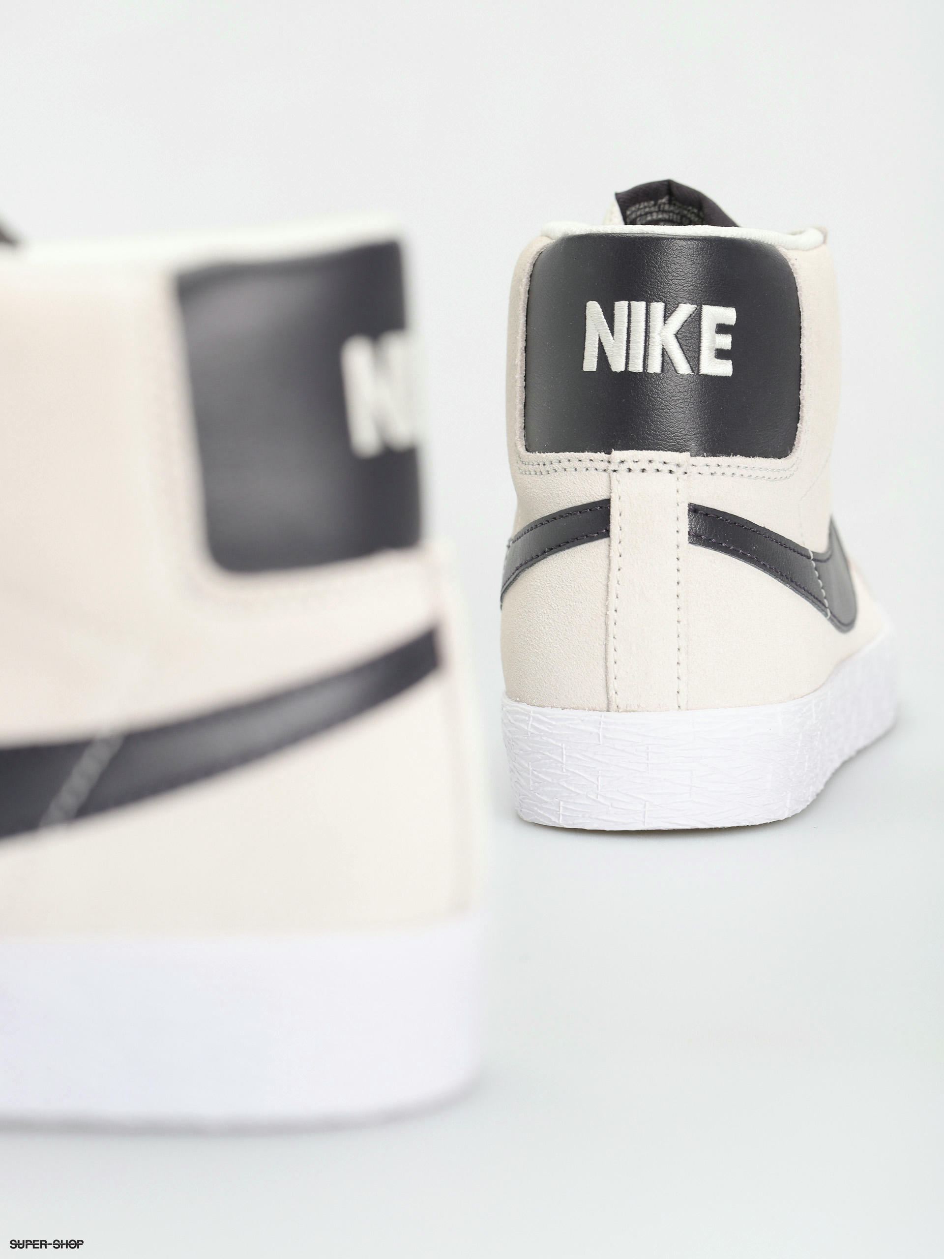 nike big kids blazer mid '77 se d summit white white phantom light cream