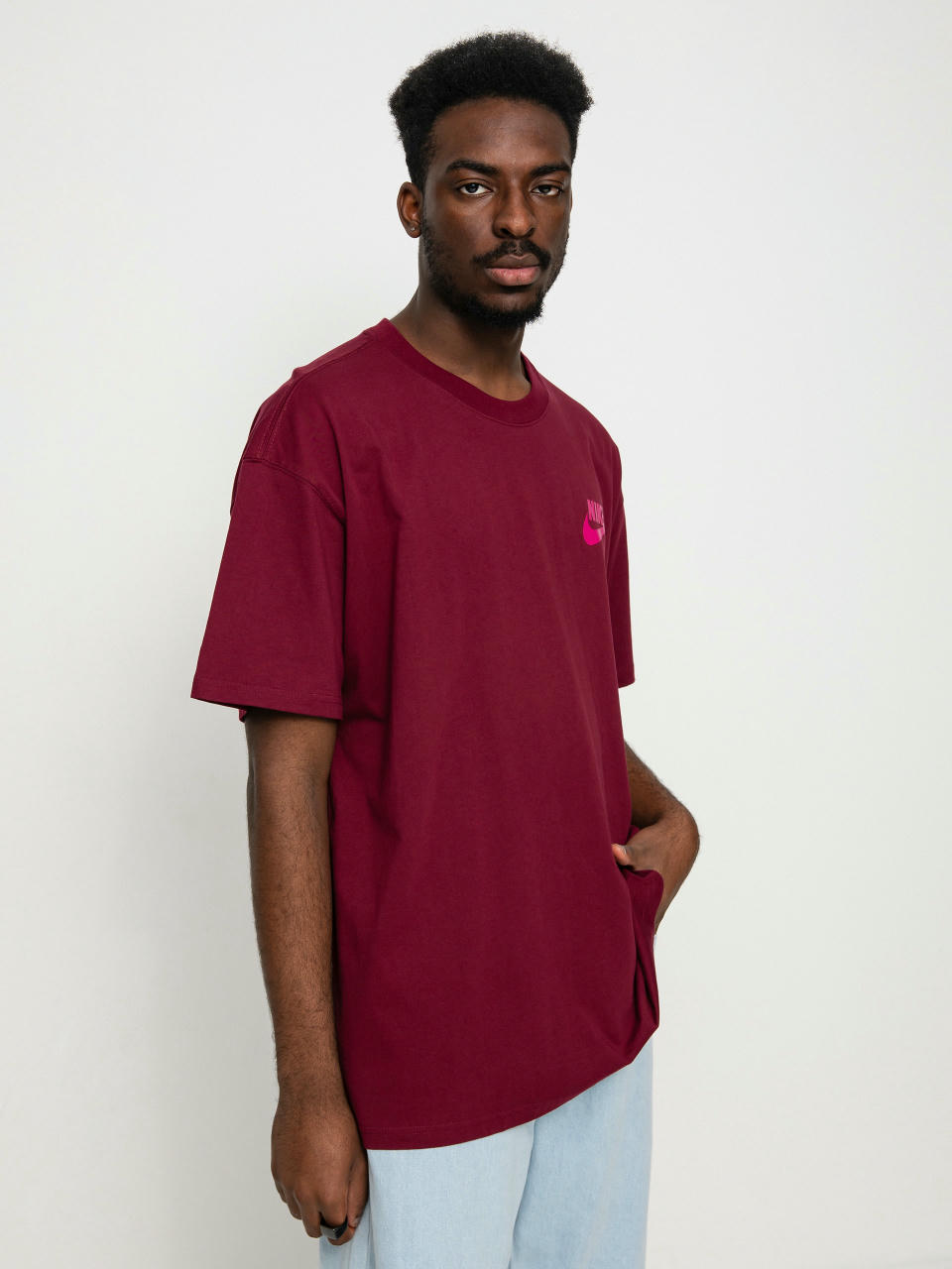 Nike SB Logo T-shirt (dark beetroot)