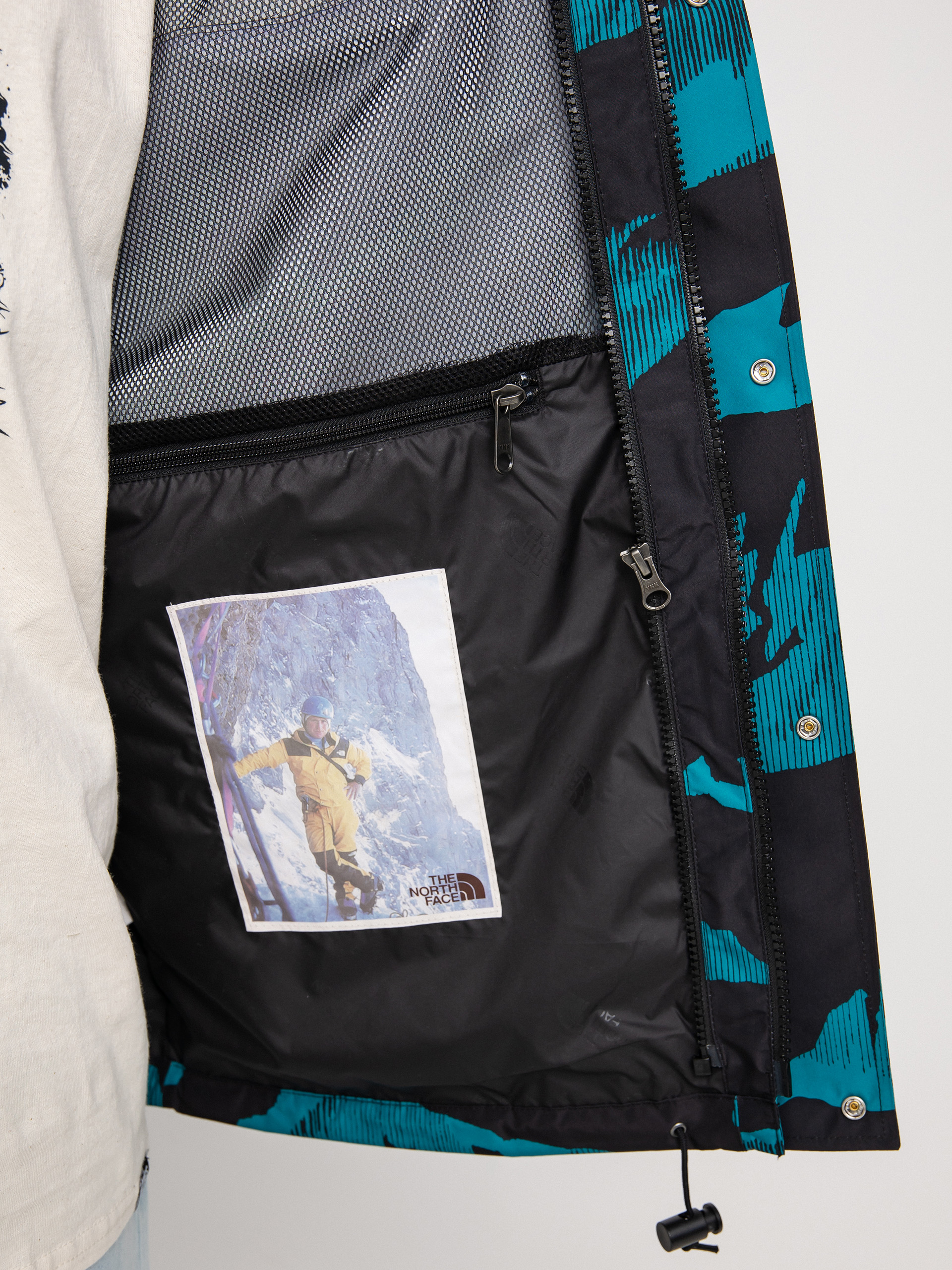 The North Face Printed 86 Retro Mountain Jacket (harbor blue mountain peak print)