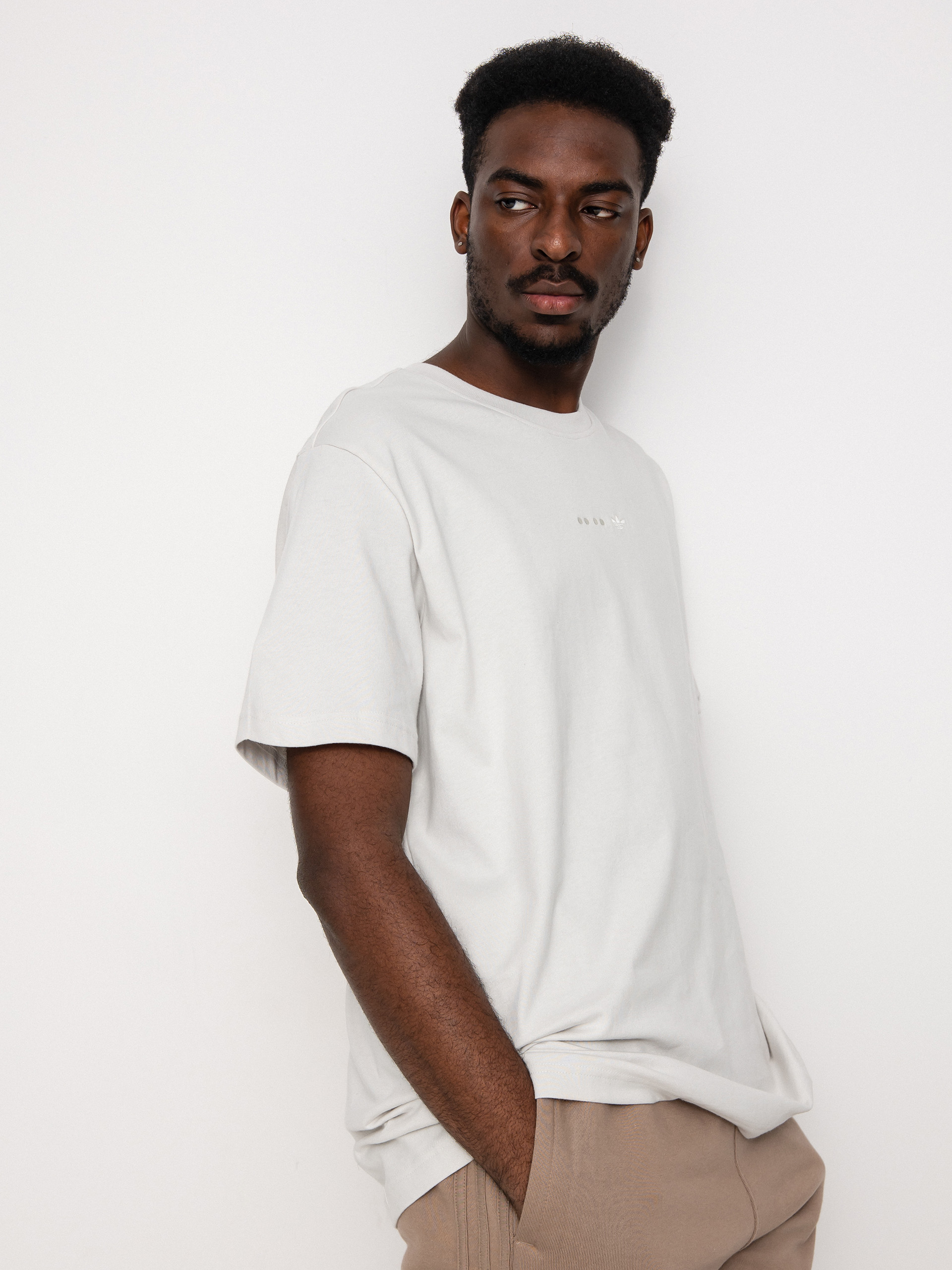 adidas Originals Ess T-Shirt (orbgry)