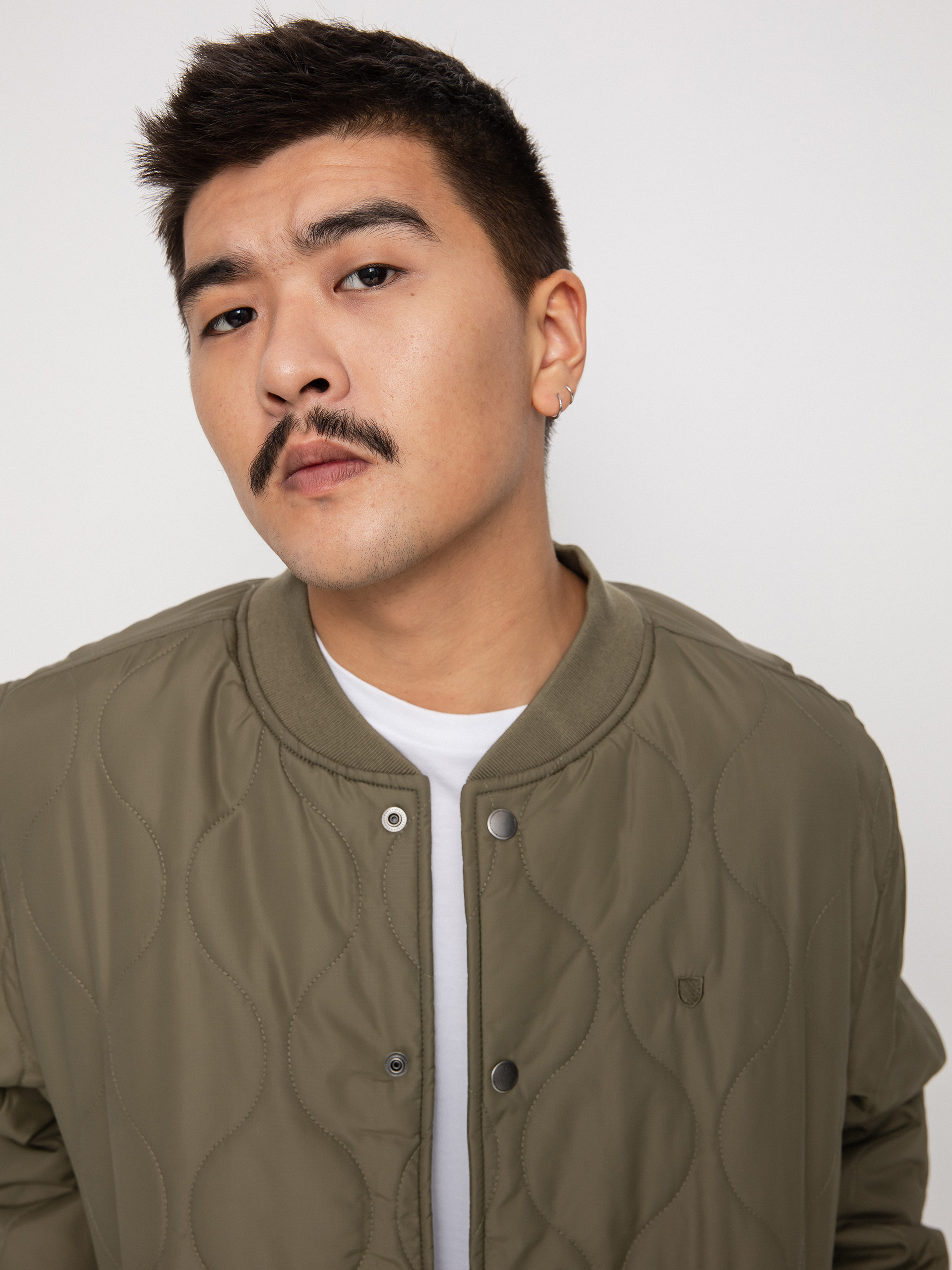 Brixton Dillinger Quilted Bomber Jacket green (military olive)