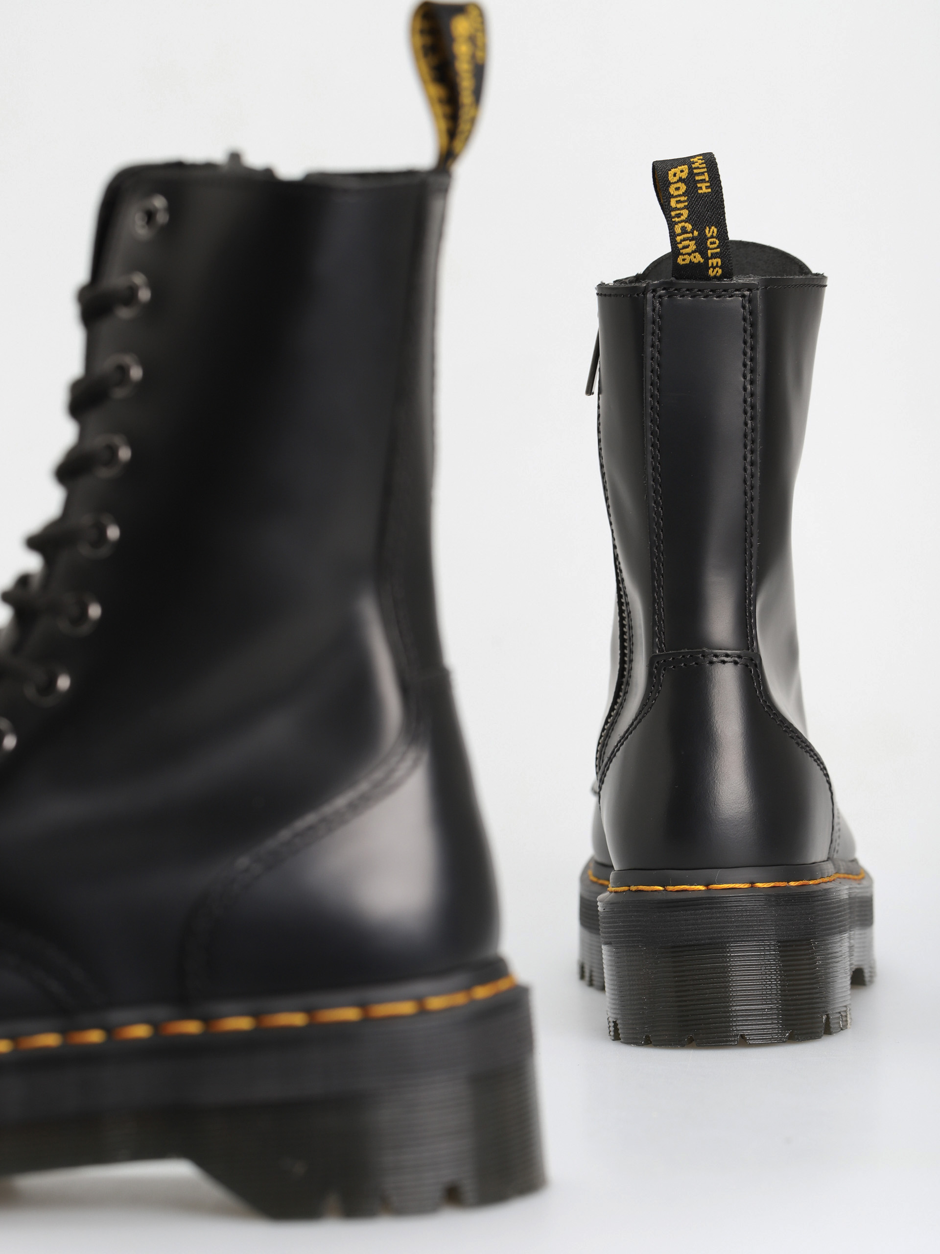 Dr. Martens Jadon Hi Schuhe Wmn (black polished smooth)