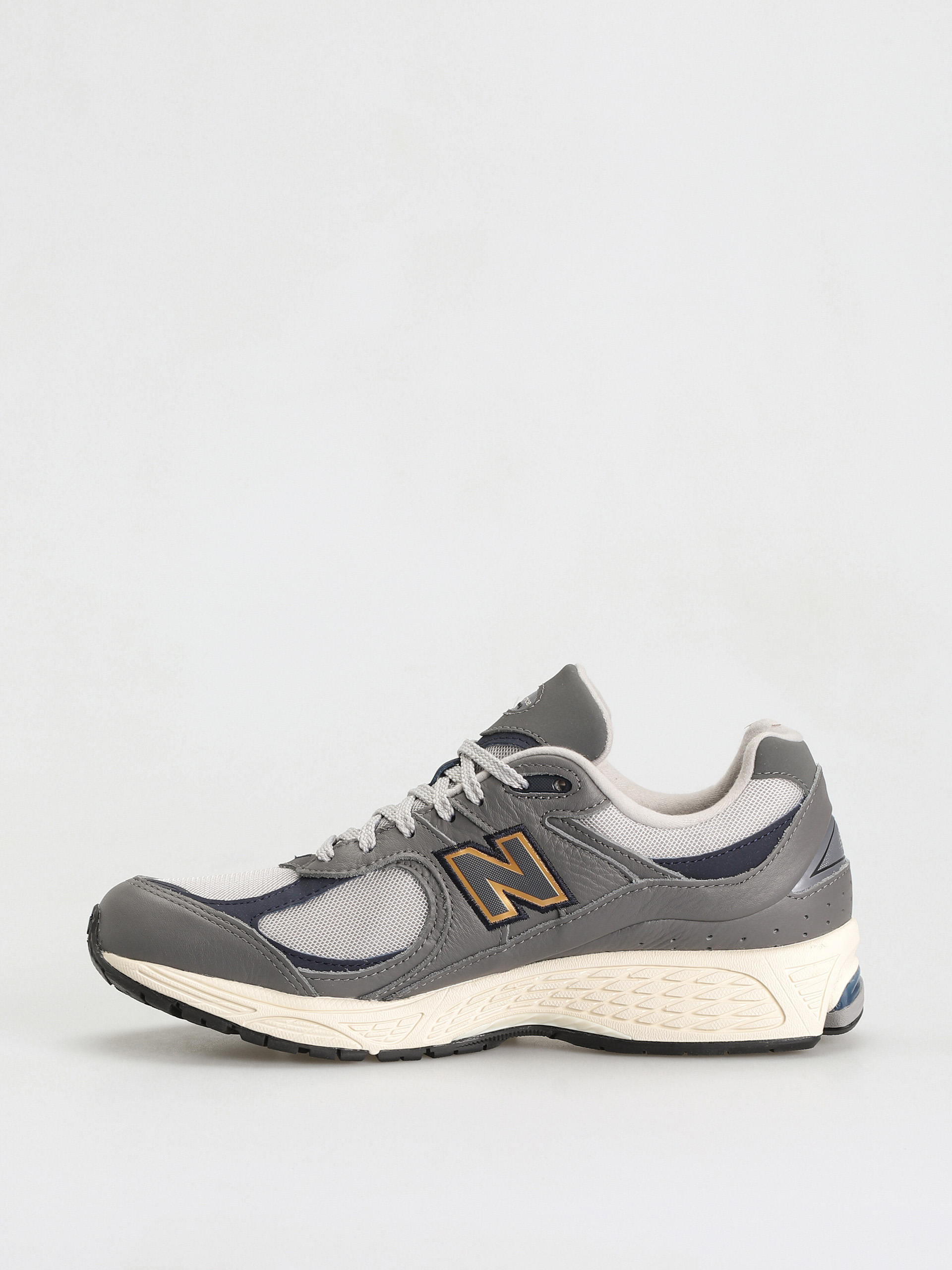 New Balance 2002 Shoes (castle rock)