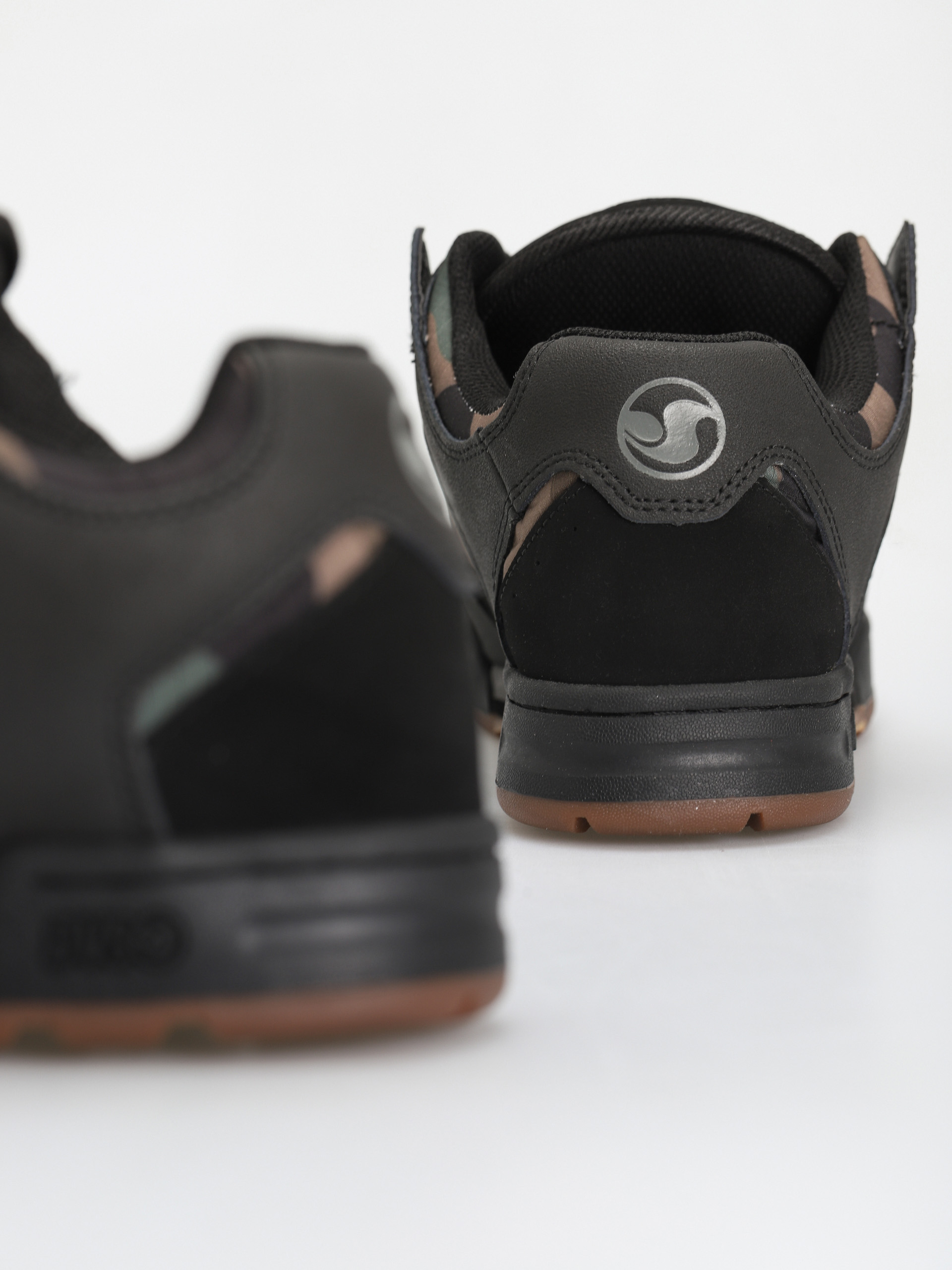 DVS Militia Snow Shoes (black camo nubuck)