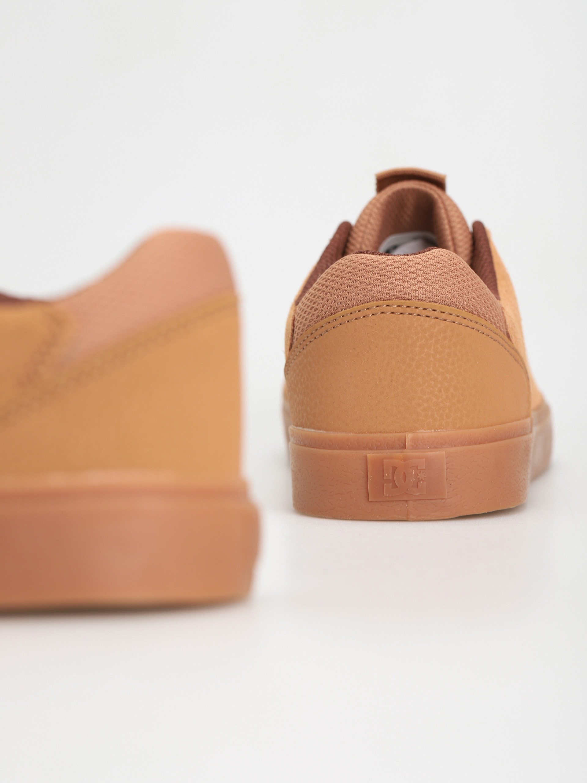 DC Hyde Shoes (brown/gum)