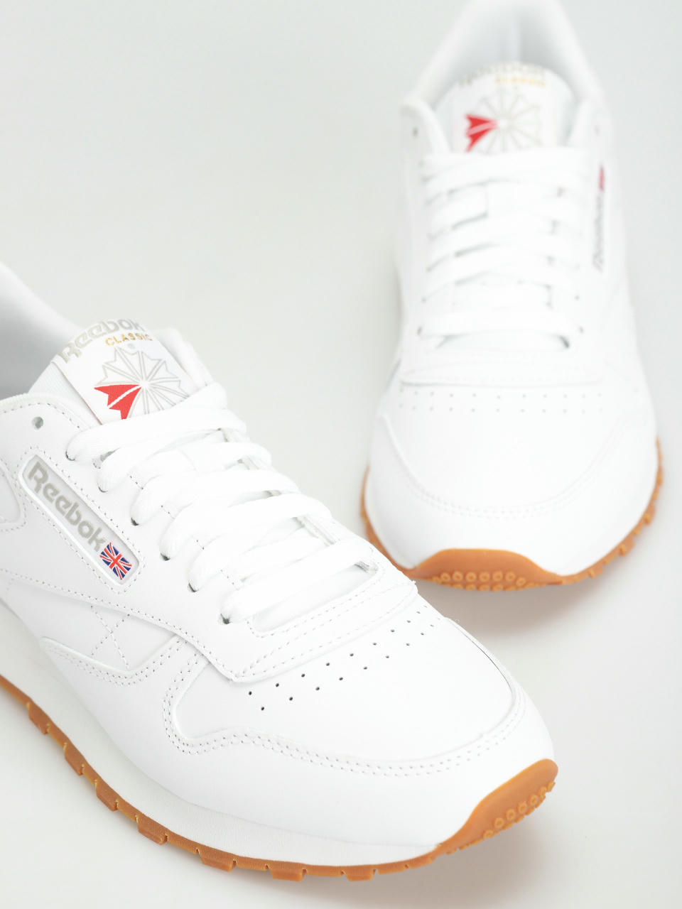 Reebok Classic Leather Shoes - white (ftwwht/pugry3/rbkg03)