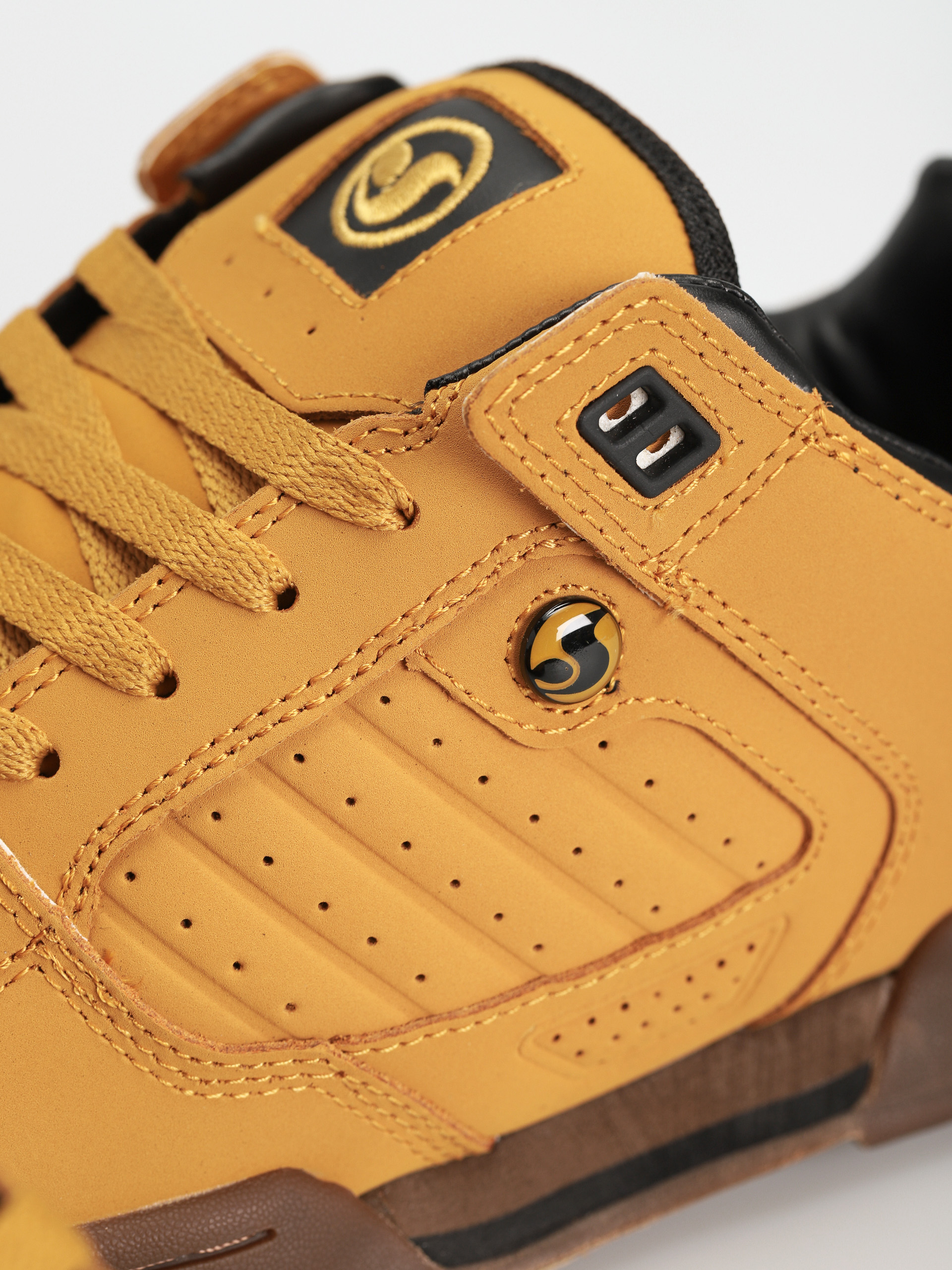 DVS Militia Snow Shoes (chamois black nubuck)