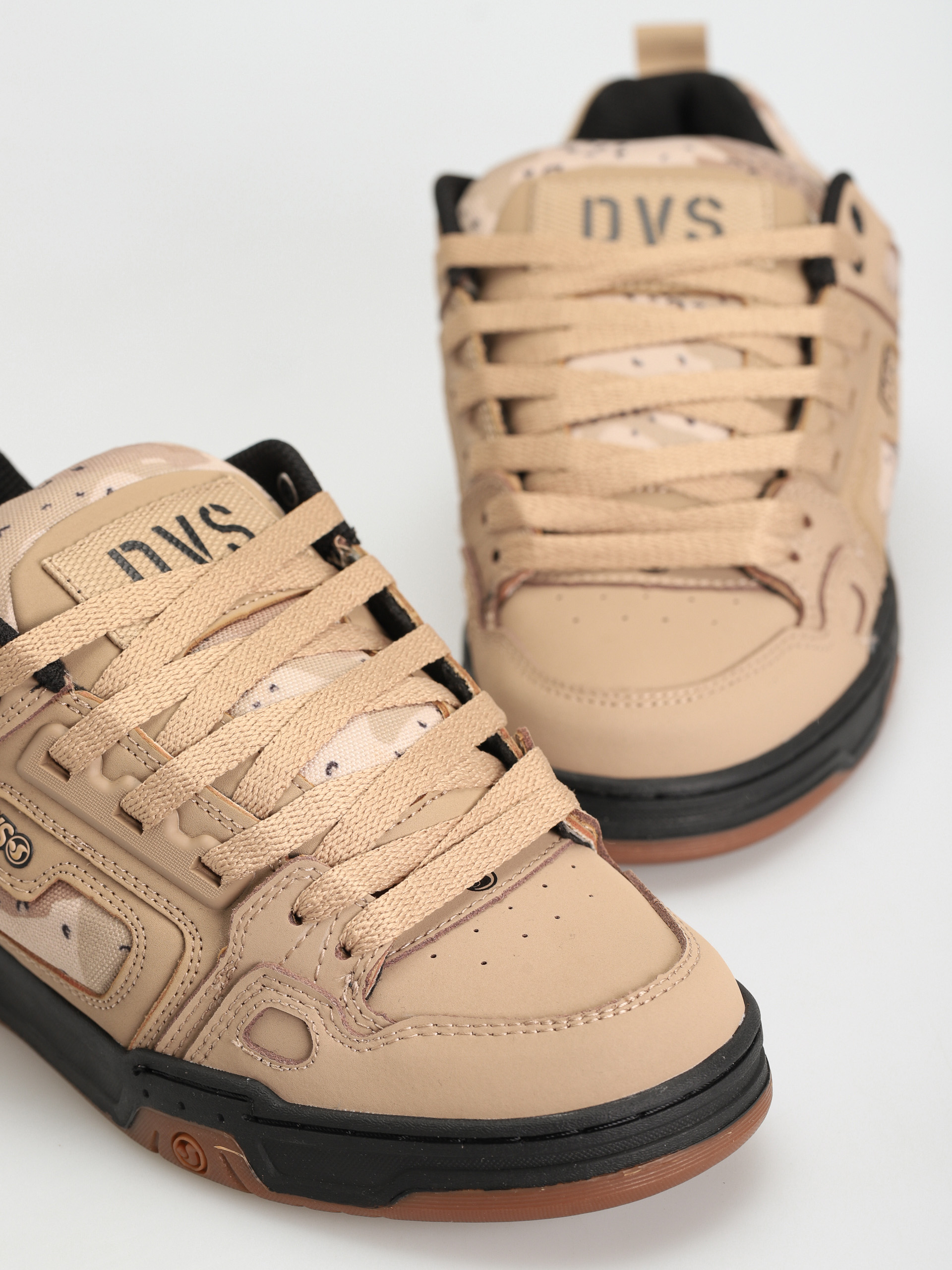 DVS Comanche Shoes (tan camo black leather)