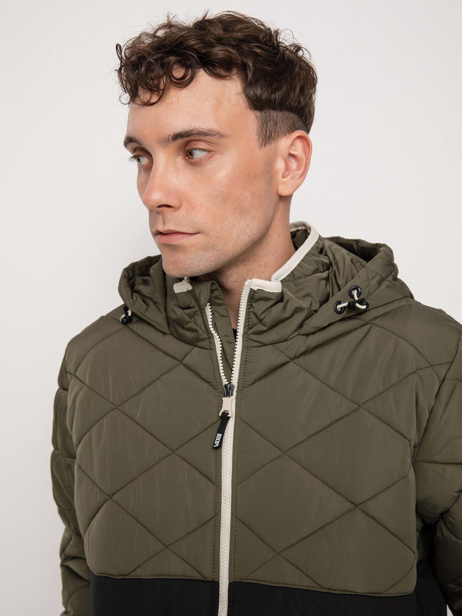 Vans Mt MTE 1 Colorblocked Jacket (mt. vans grape leaf/black)