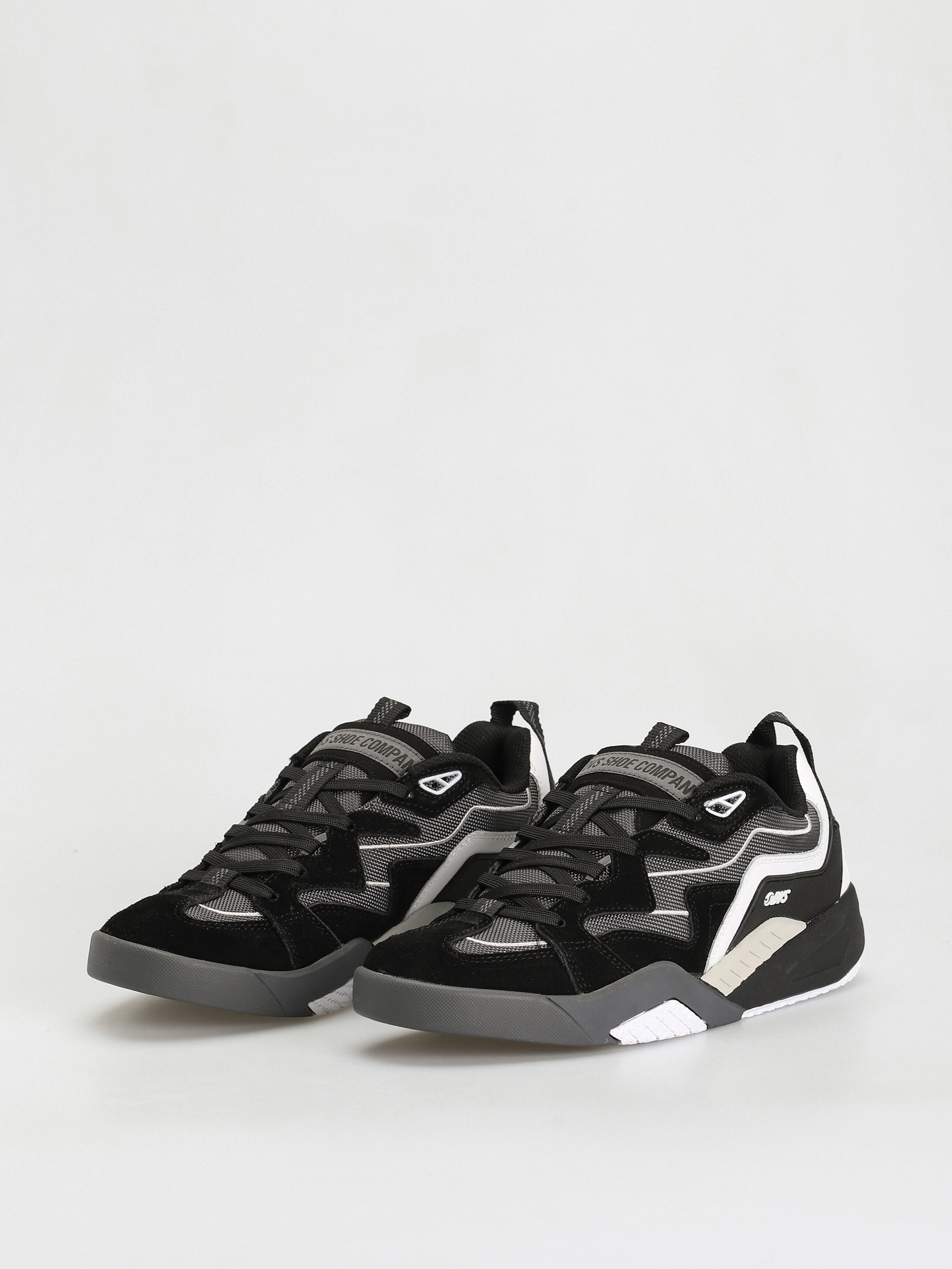 DVS Devious Shoes (black charcoal white suede)