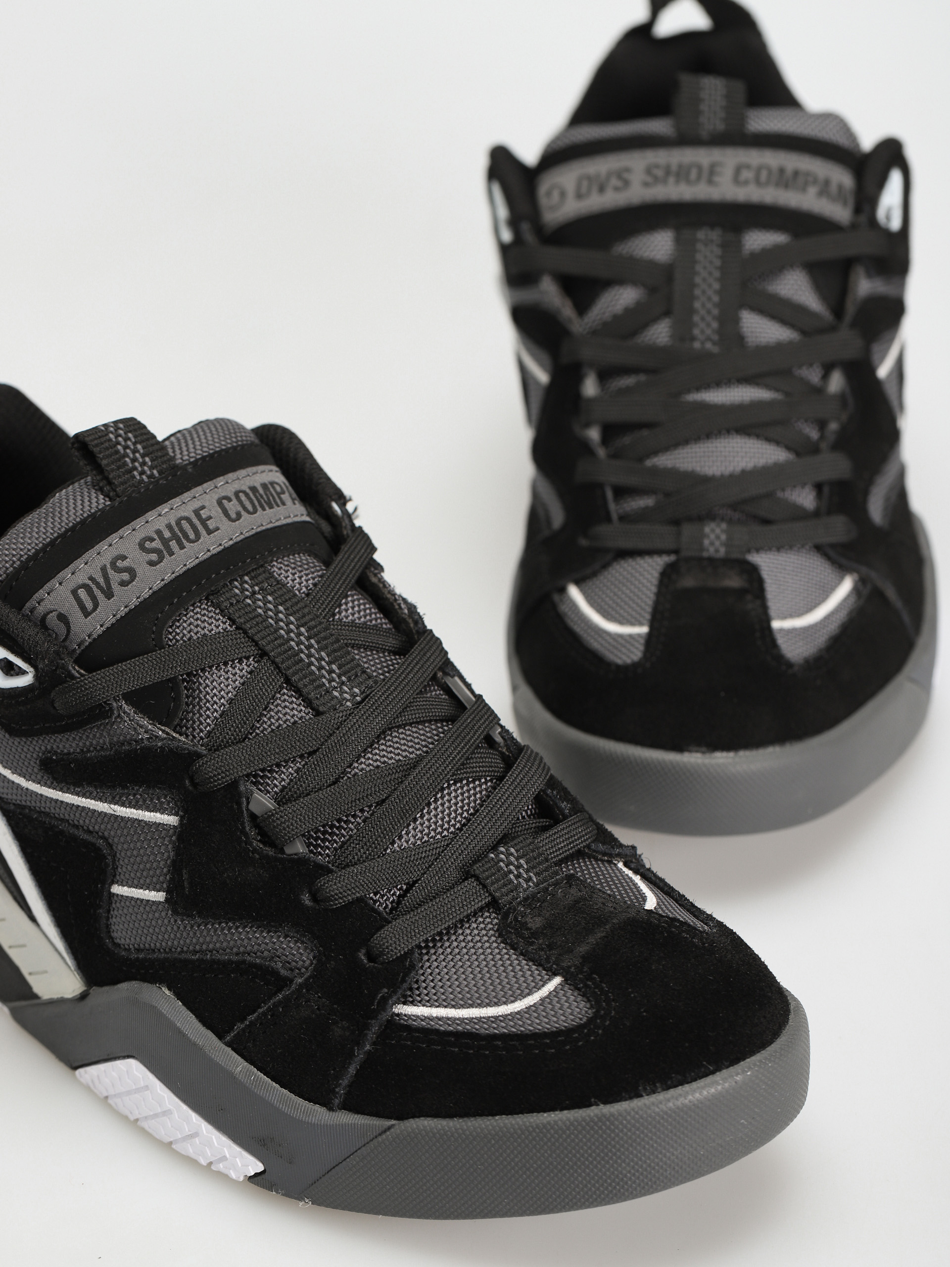DVS Devious Shoes (black charcoal white suede)