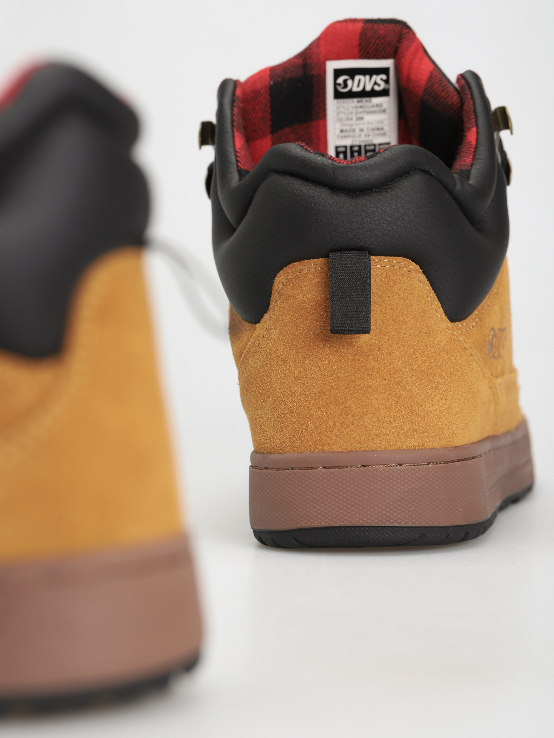 DVS Vanguard Shoes (chamois black red suede)