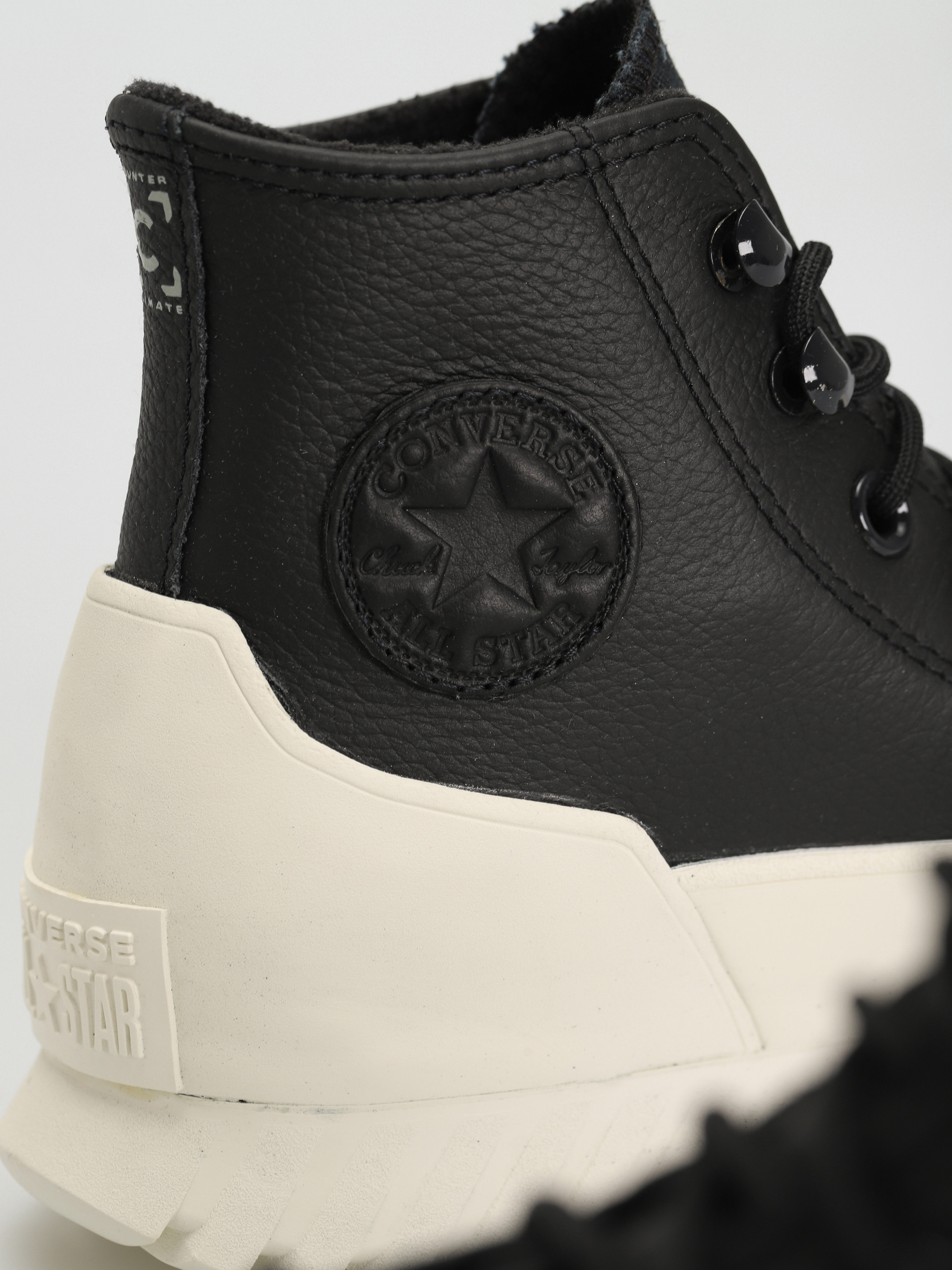 Converse Chuck Taylor All Star Lugged Winter 2.0 Hi Shoes (black)