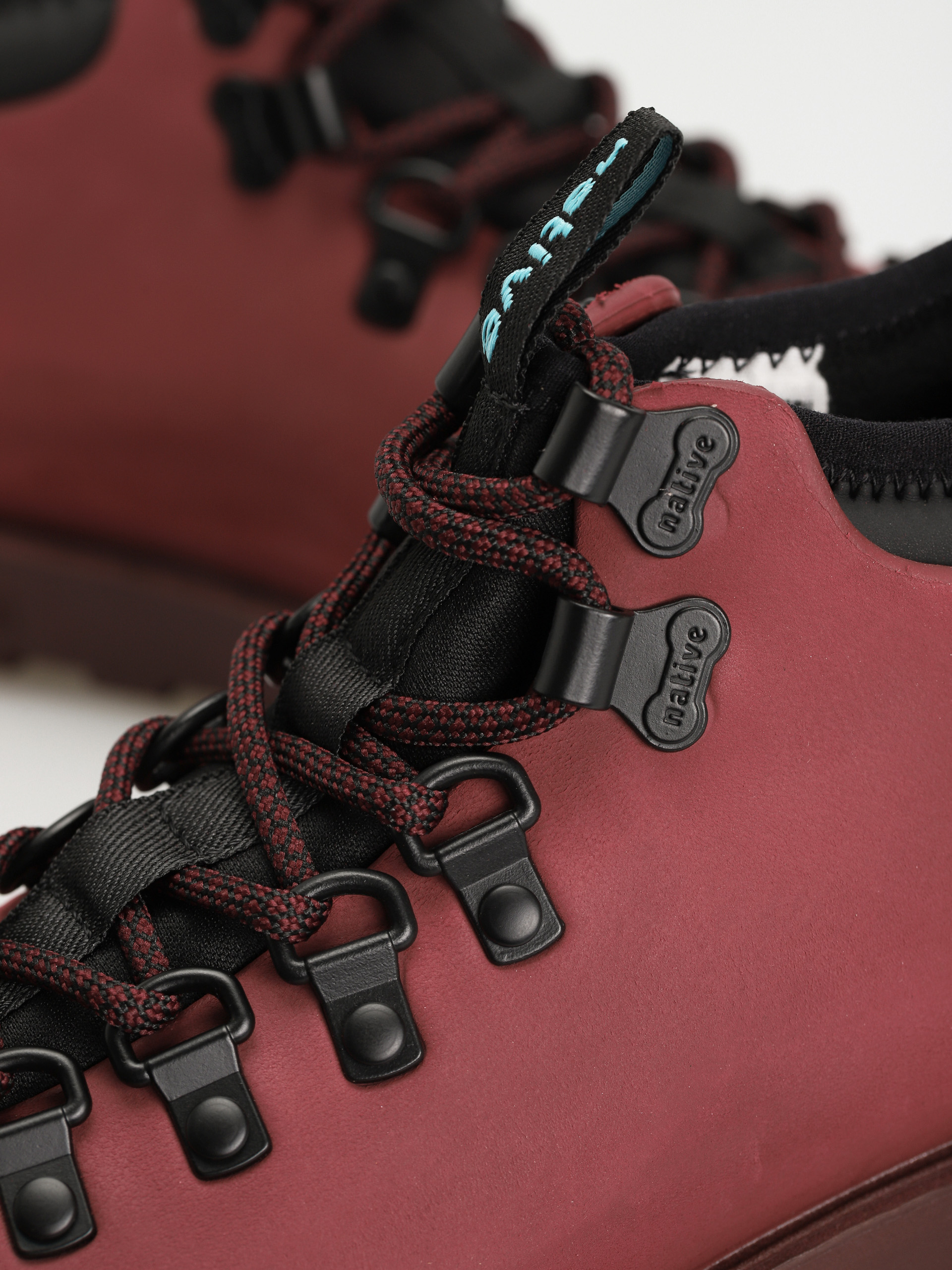 Native Fitzsimmons Citylite Winter shoes (tart red/cavalier red/jiffy black/cavalier red laces)
