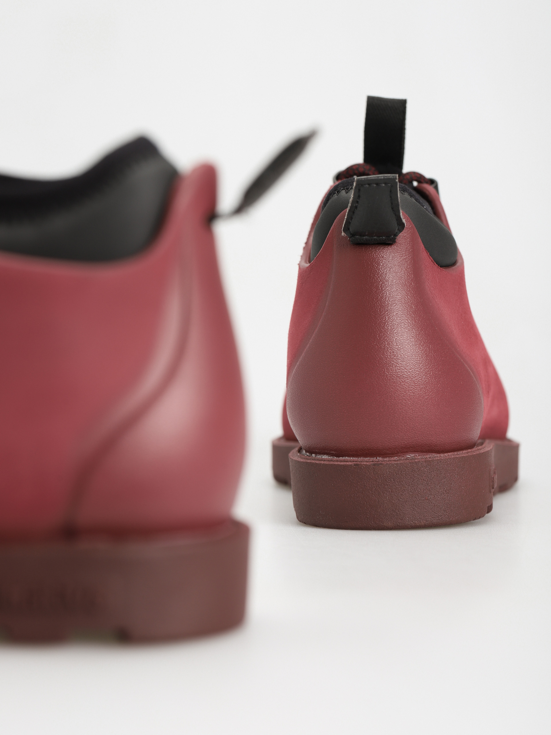 Native Fitzsimmons Citylite Winter shoes (tart red/cavalier red/jiffy black/cavalier red laces)