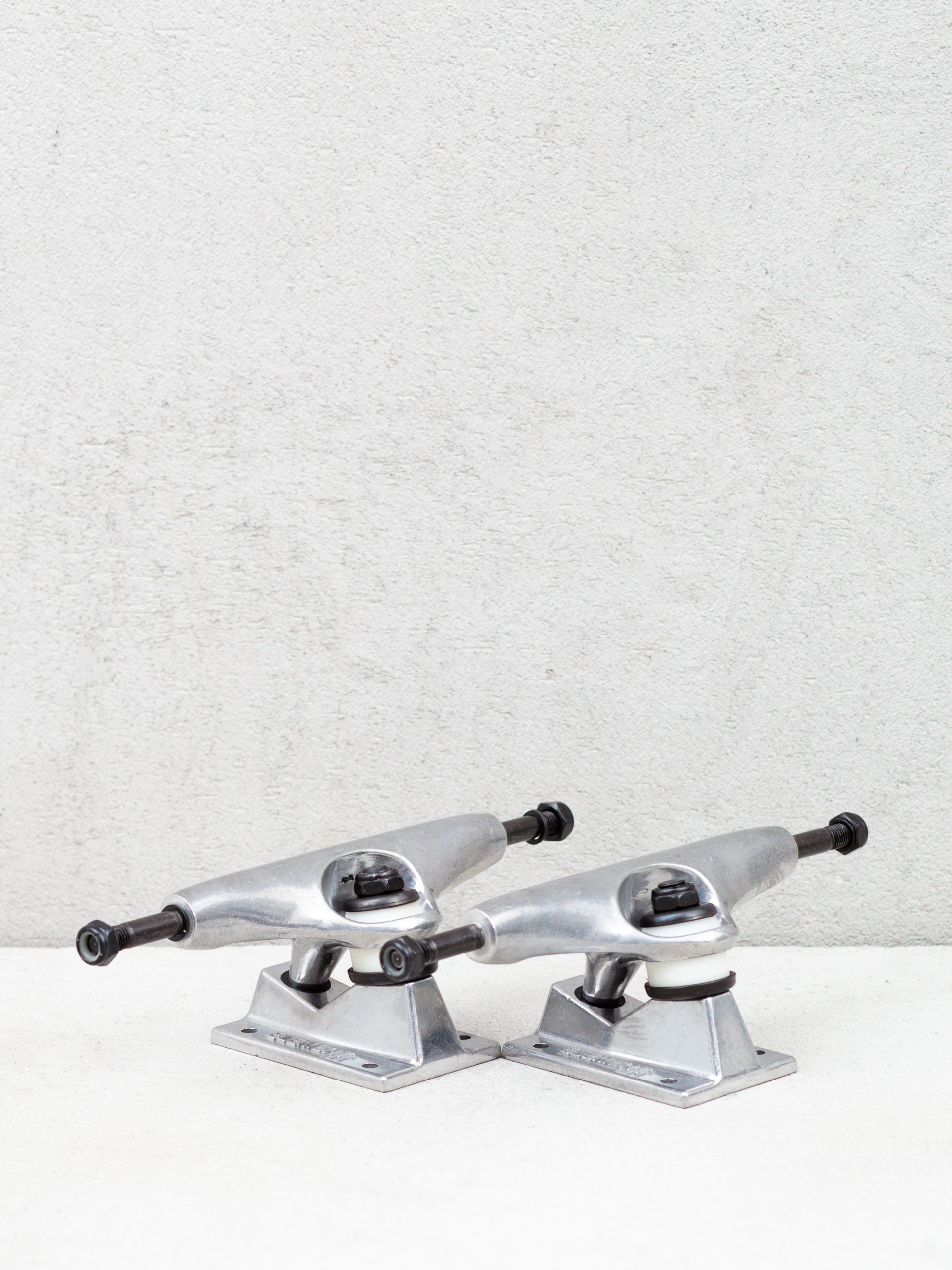 Element Raw Trucks Achsen (assorted)