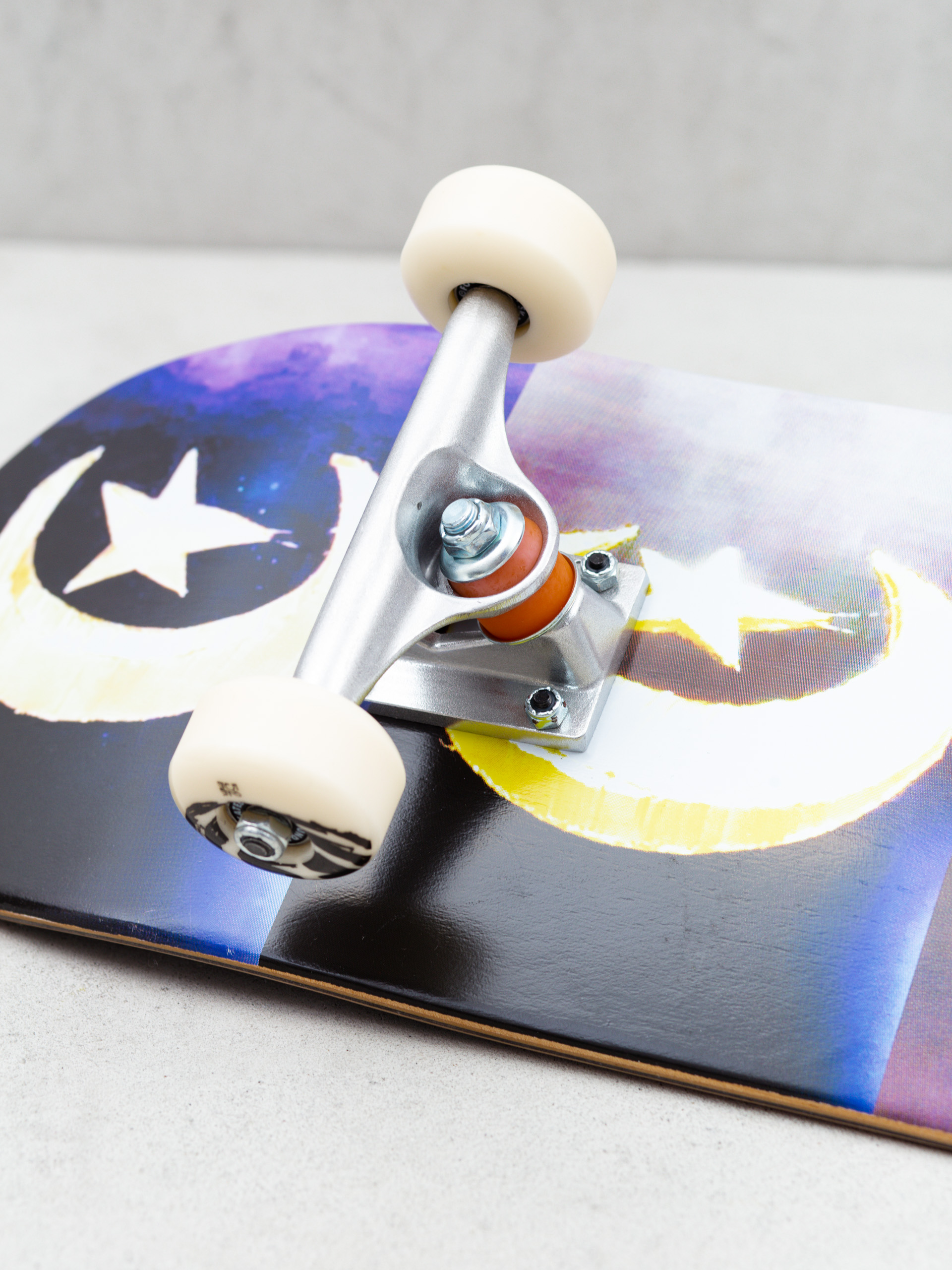 Foundation Stop Motion Skateboard (assorted)