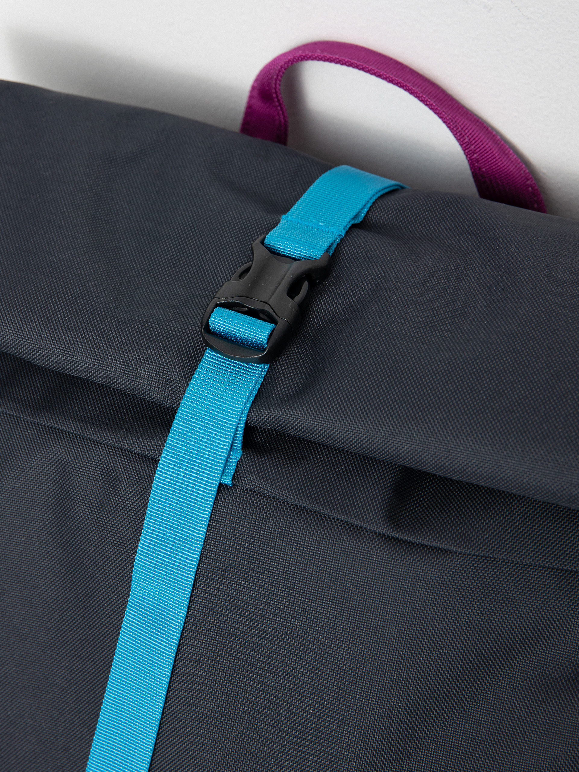 Patagonia Arbor Roll Top Backpack (pitch blue)