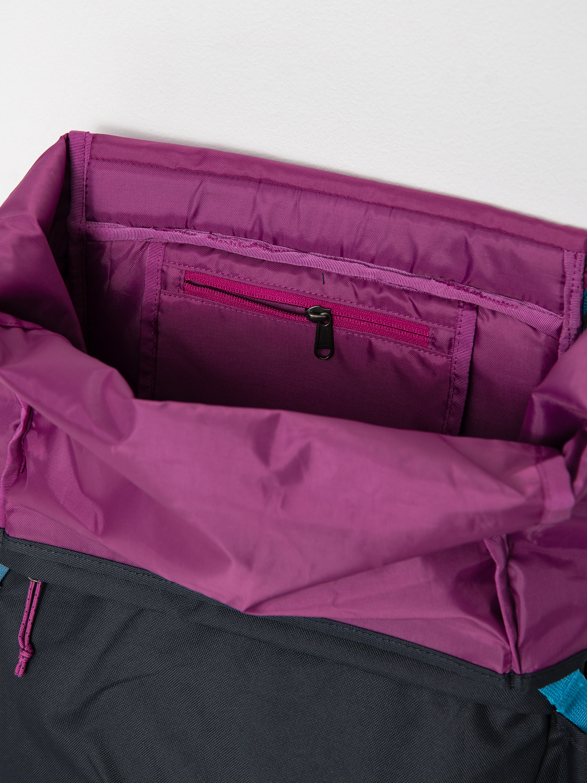 Patagonia Arbor Roll Top Backpack (pitch blue)