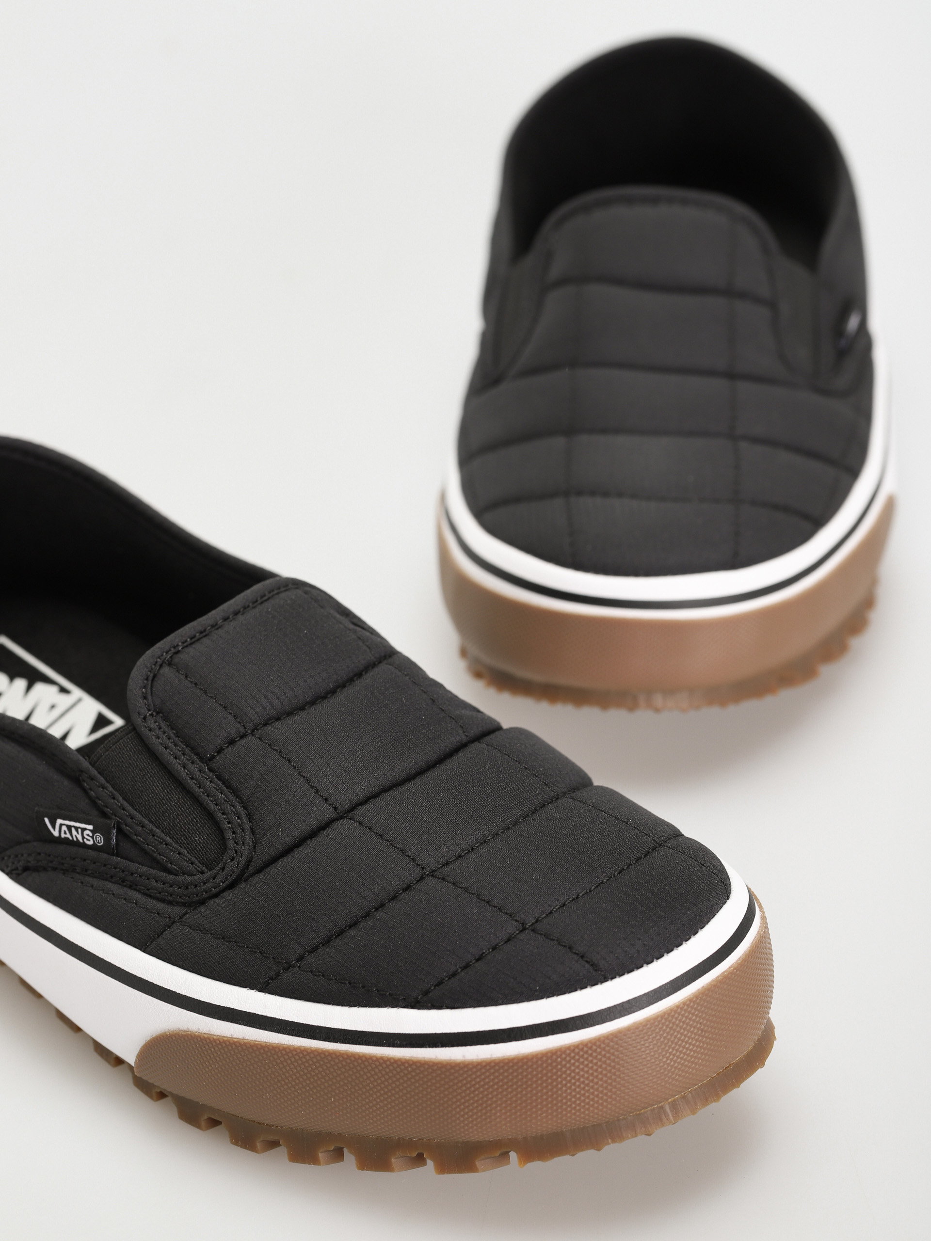 Vans Snow Lodge Slipper guard Shoes (quilted black)