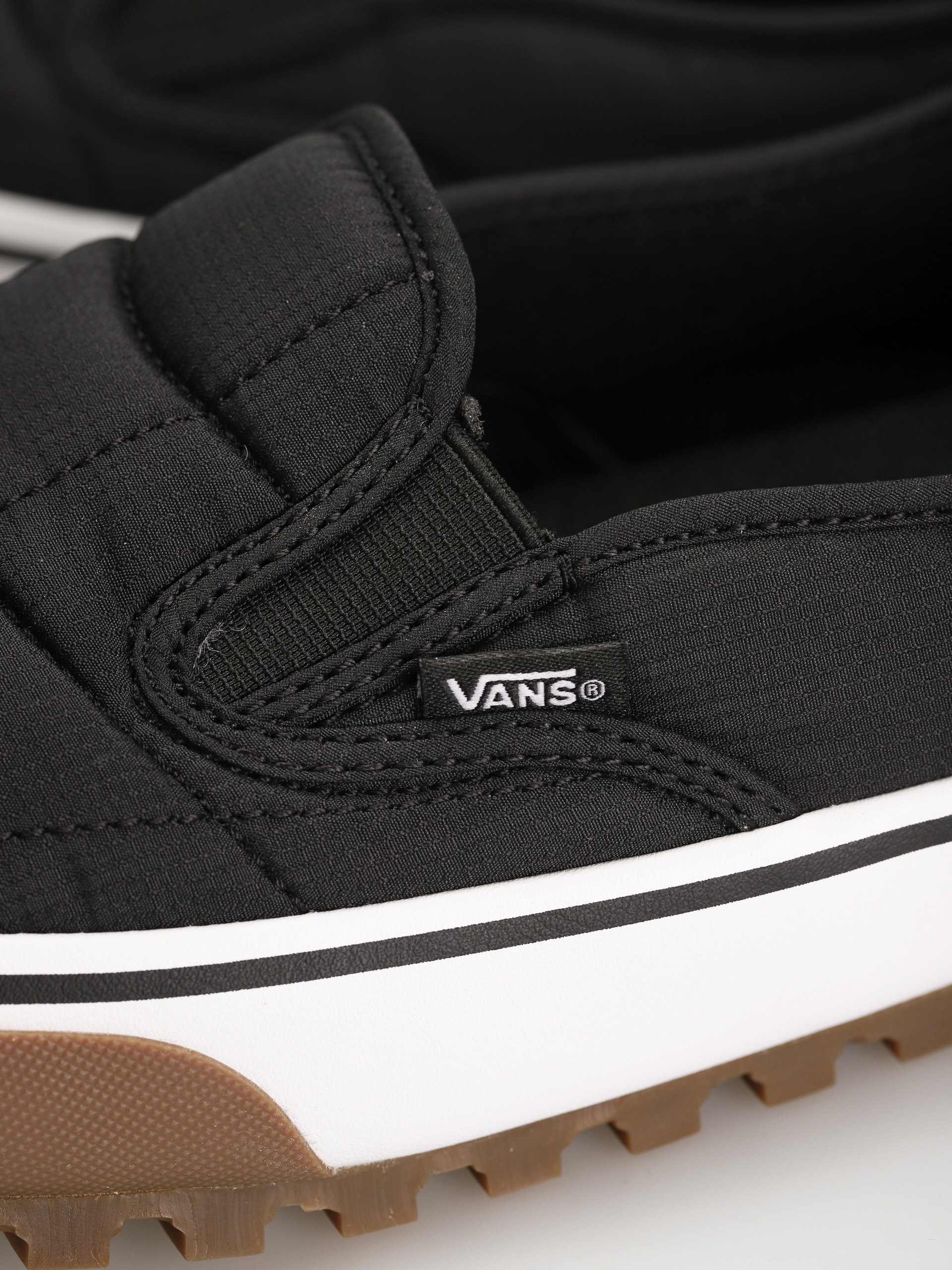 Vans Snow Lodge Slipper guard Shoes (quilted black)