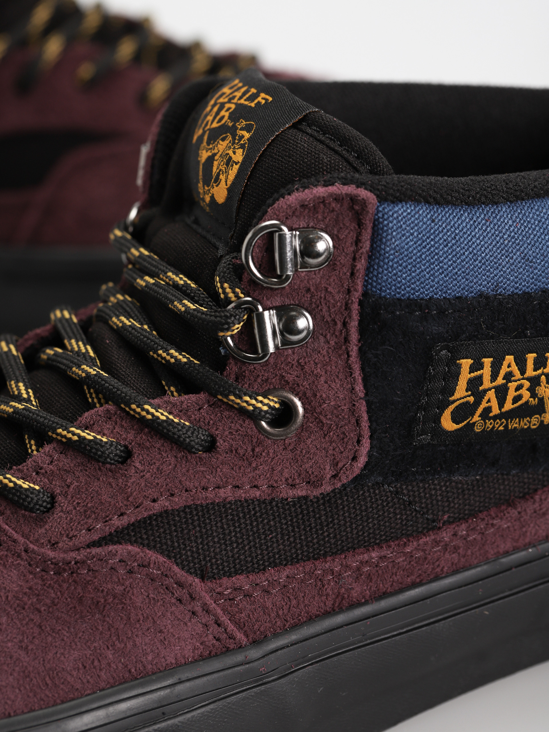 Vans Skate Half Cab Shoes (outdoor purple/black)
