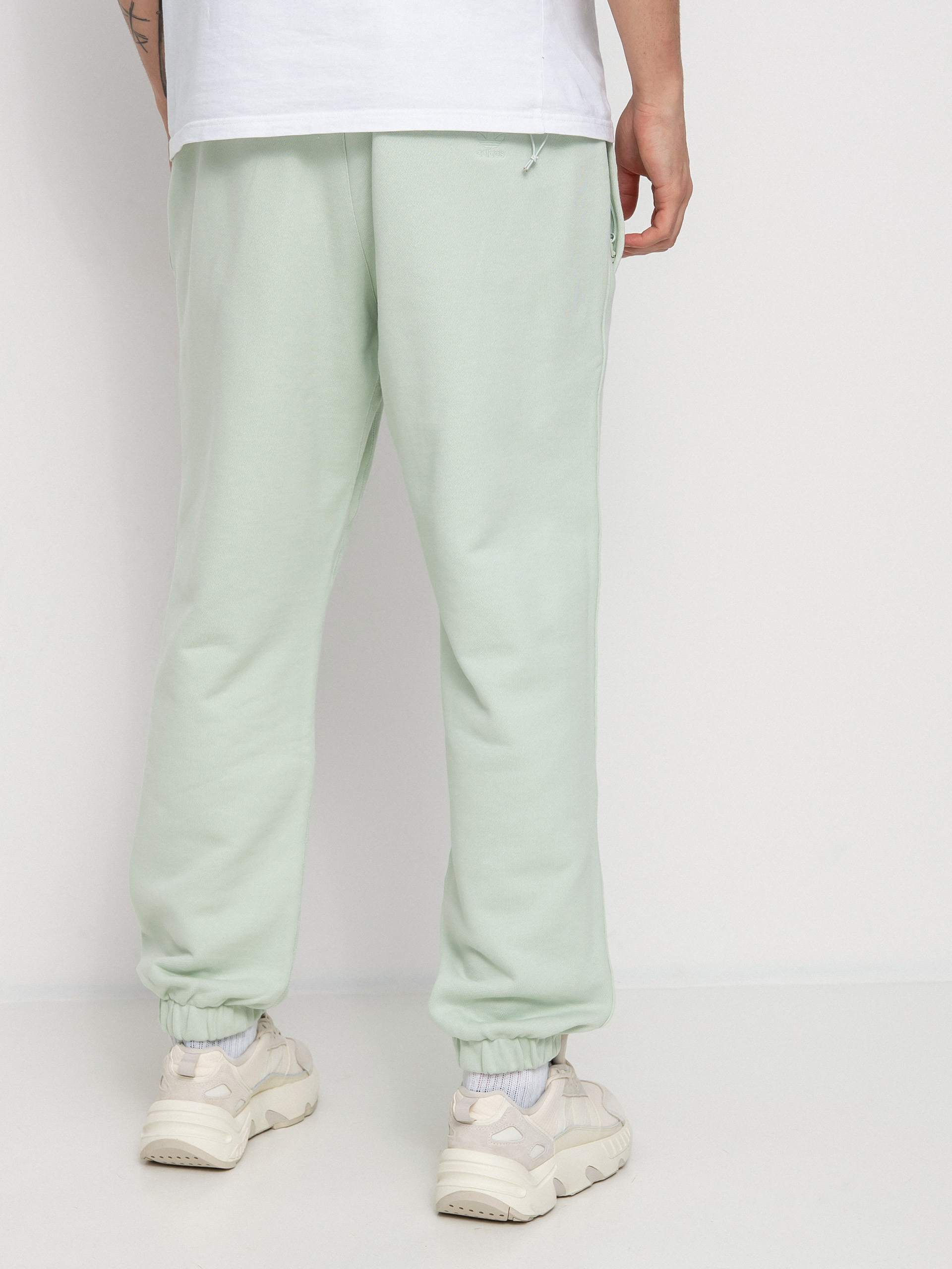adidas Originals Pharrell Williams Basics Pants (lingrn)