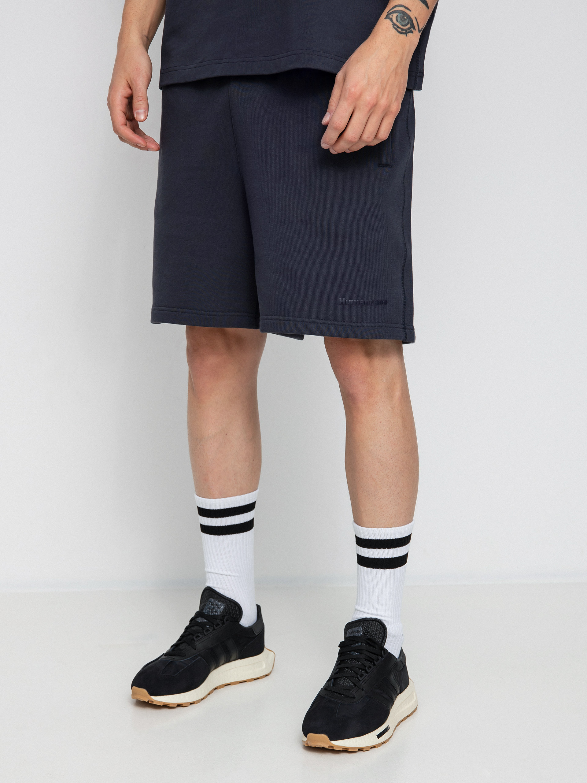 adidas Originals Pharrell Williams Basics Shorts (ntgrey)