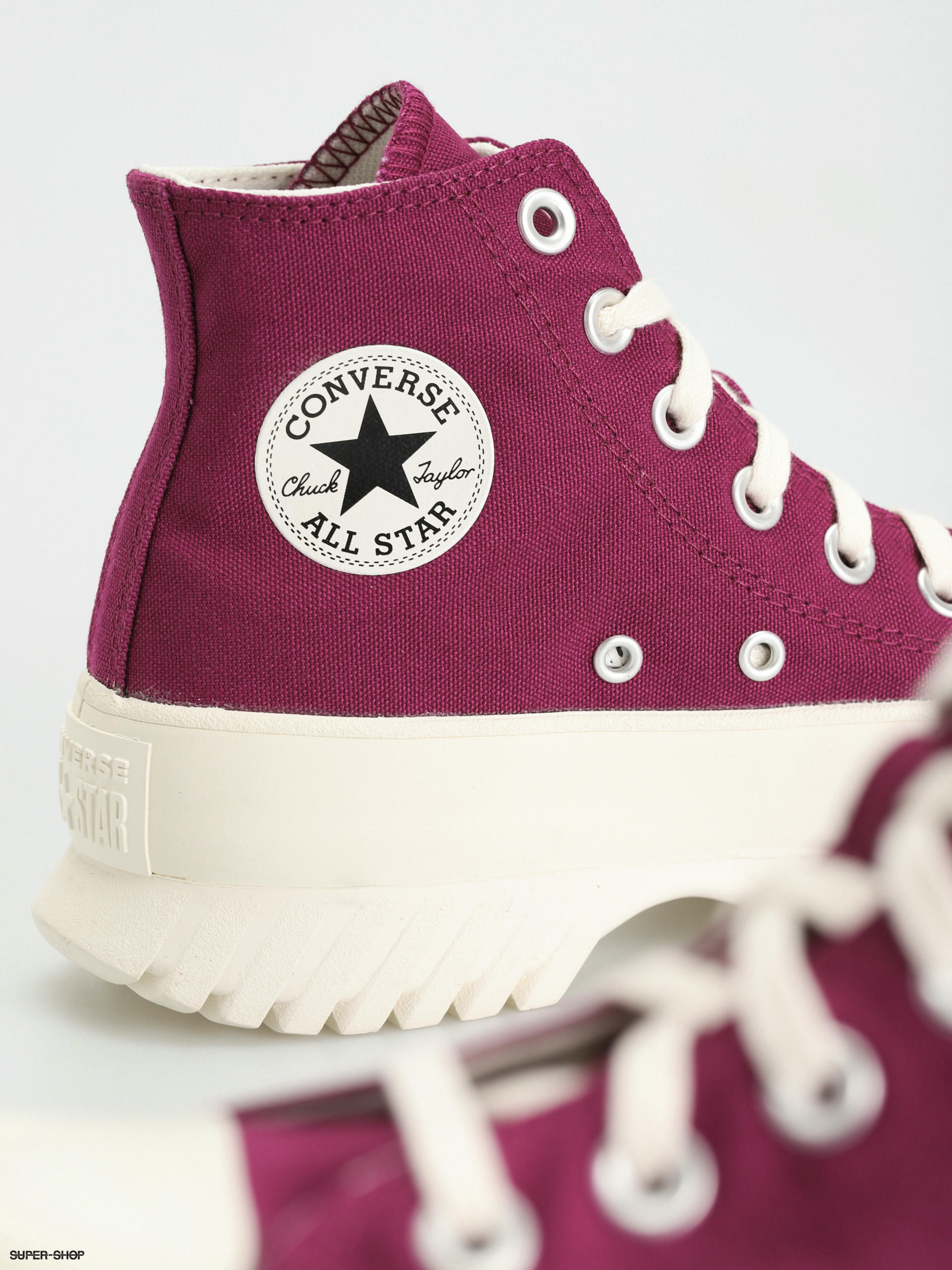 Converse Chuck Taylor All Star Lugged  Hi Shoes (mystic orchid/black)