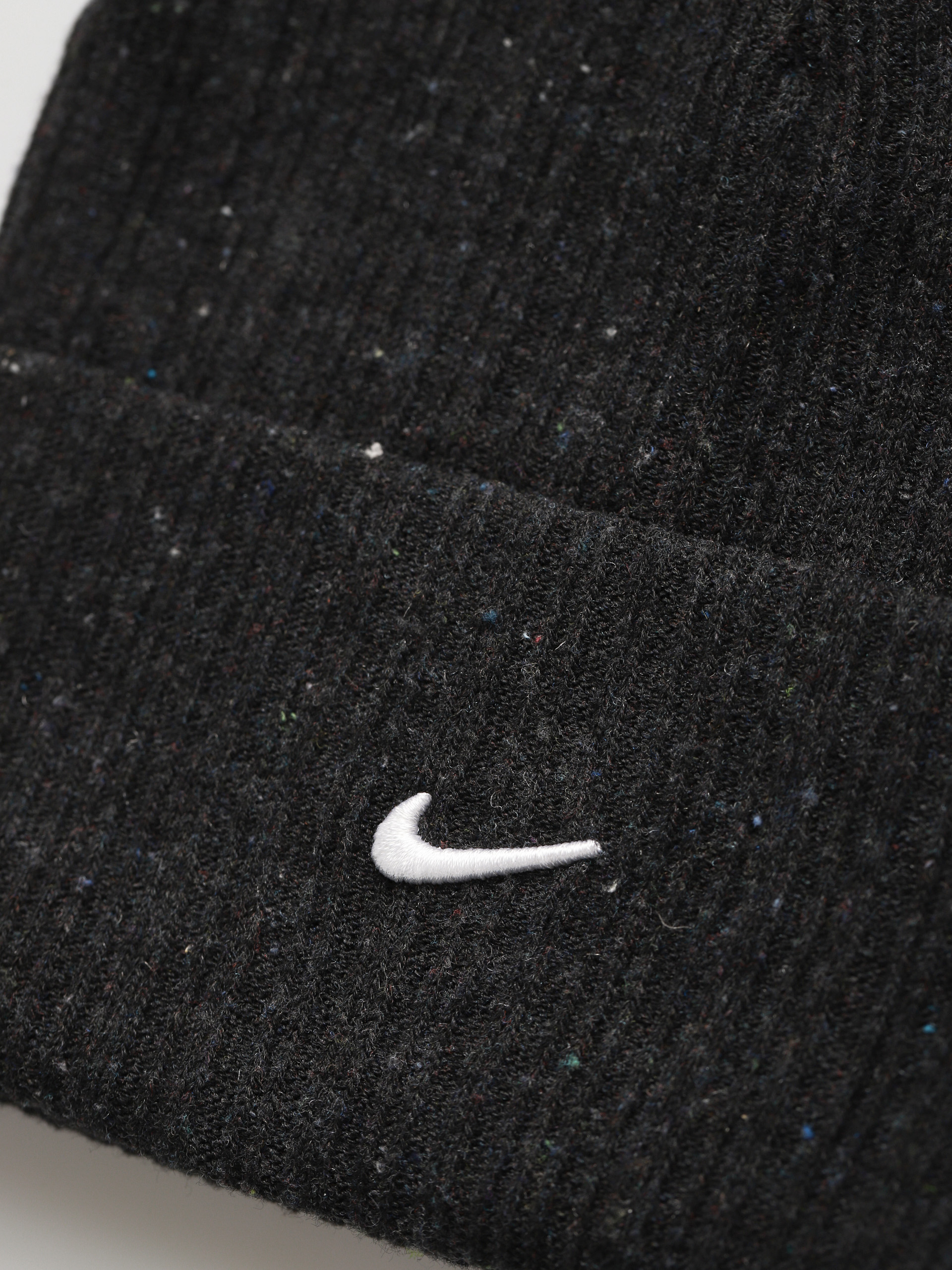 Nike SB Fisherman Nushred Beanie (black/white)