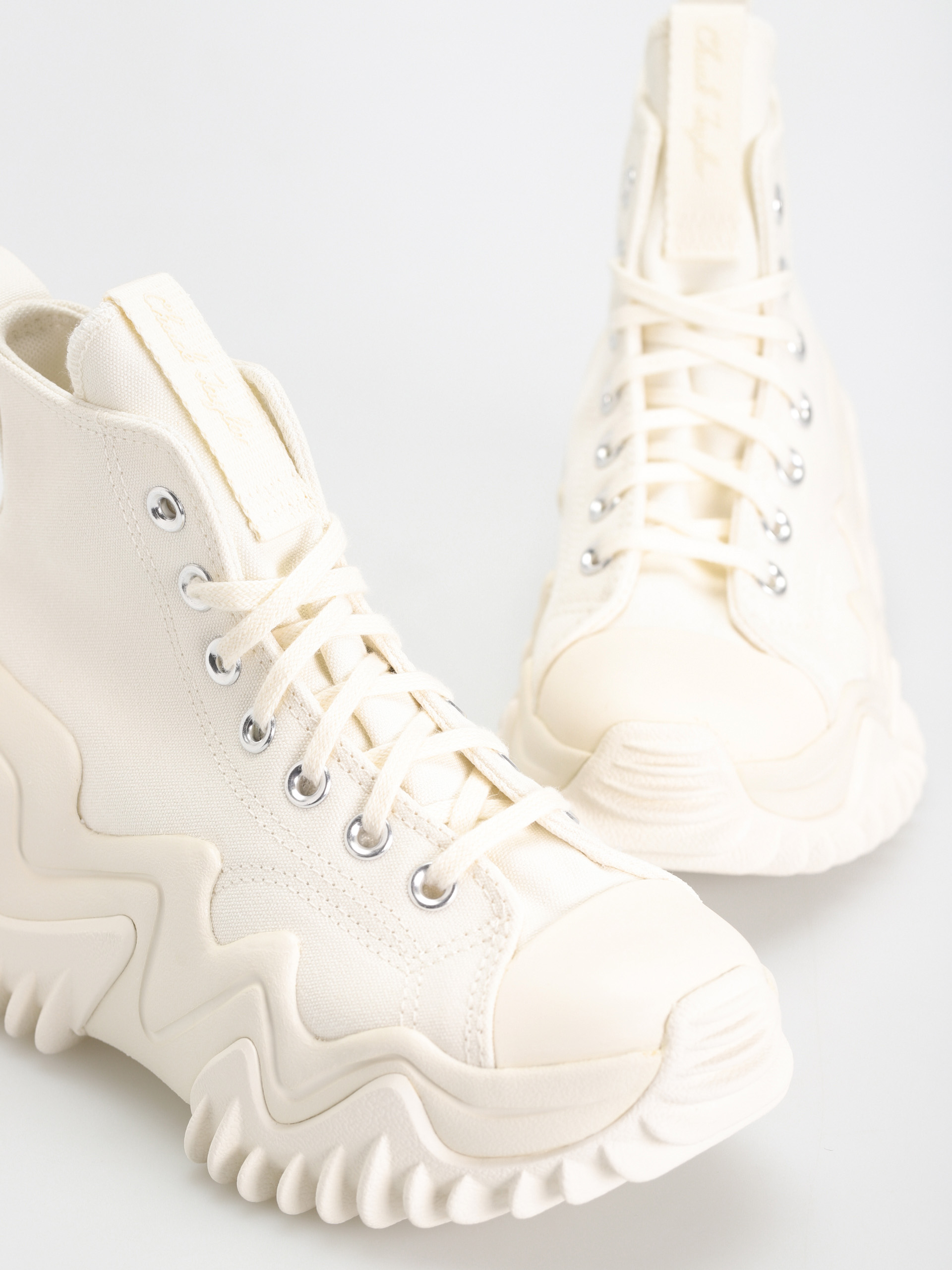 Converse Run Star Motion Hi Shoes (egret/light bone)