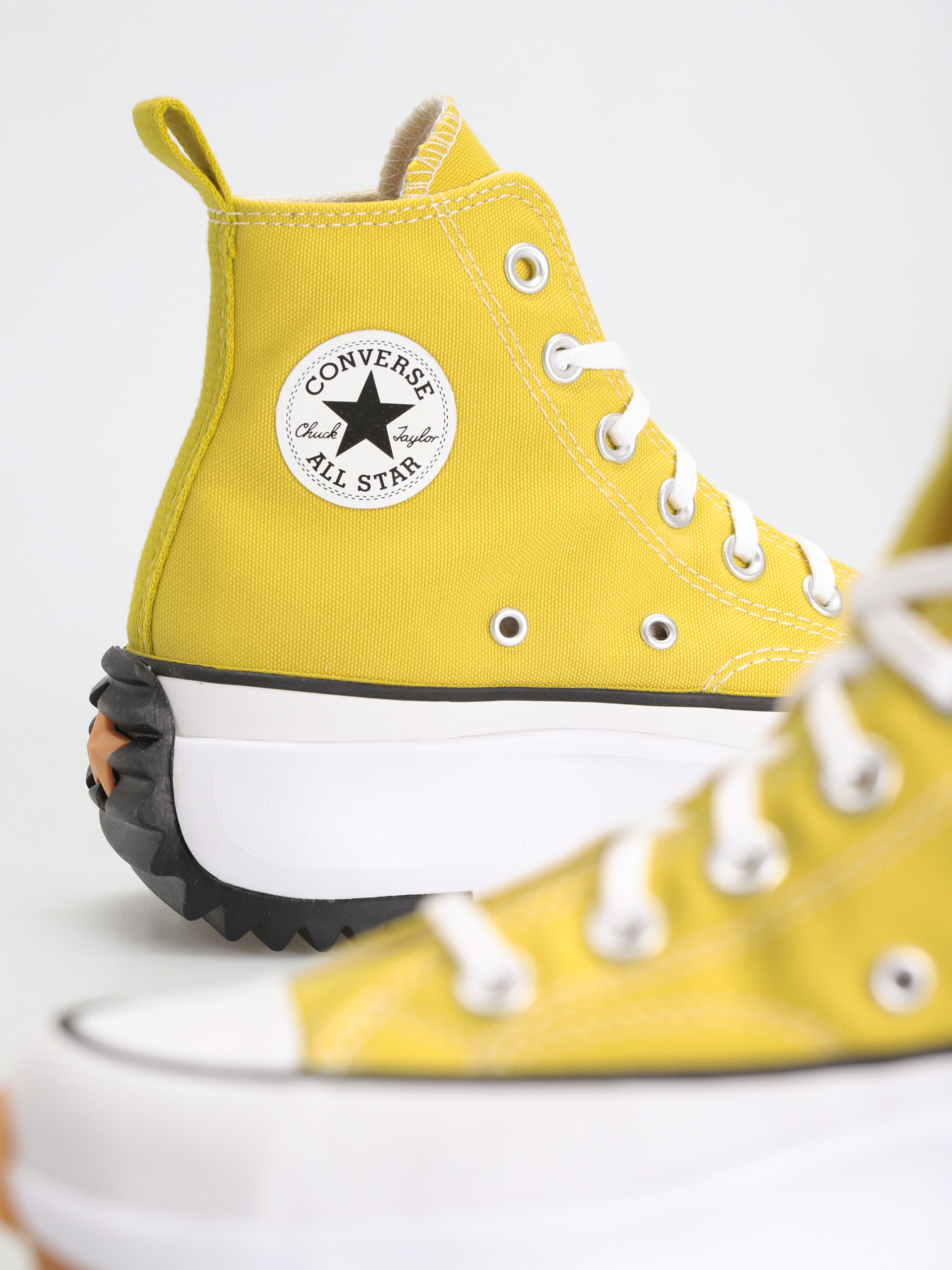 Converse Run Star Hike Hi Shoes (bitter lemon/black)
