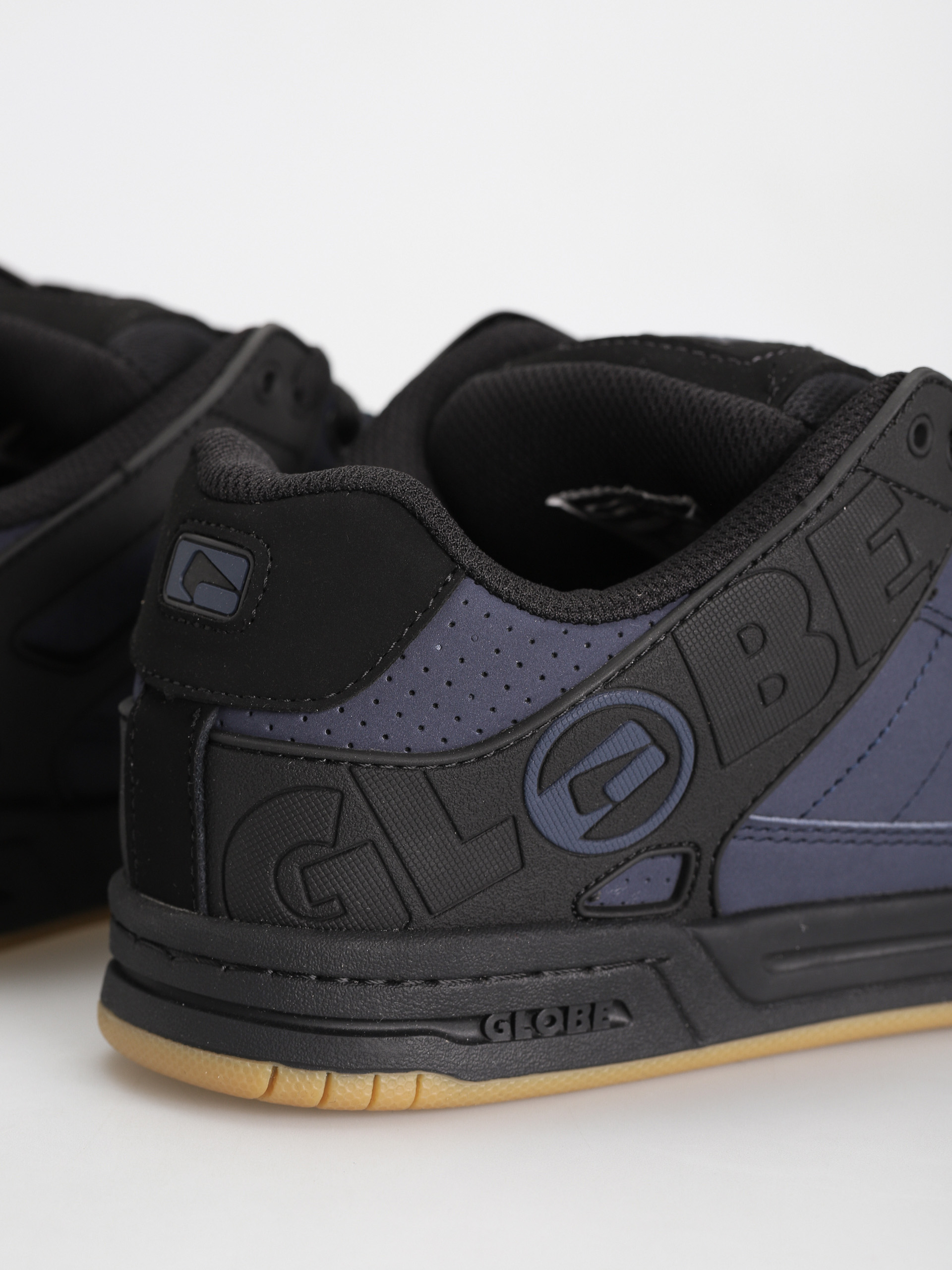 Globe Tilt Shoes (midnight/black)