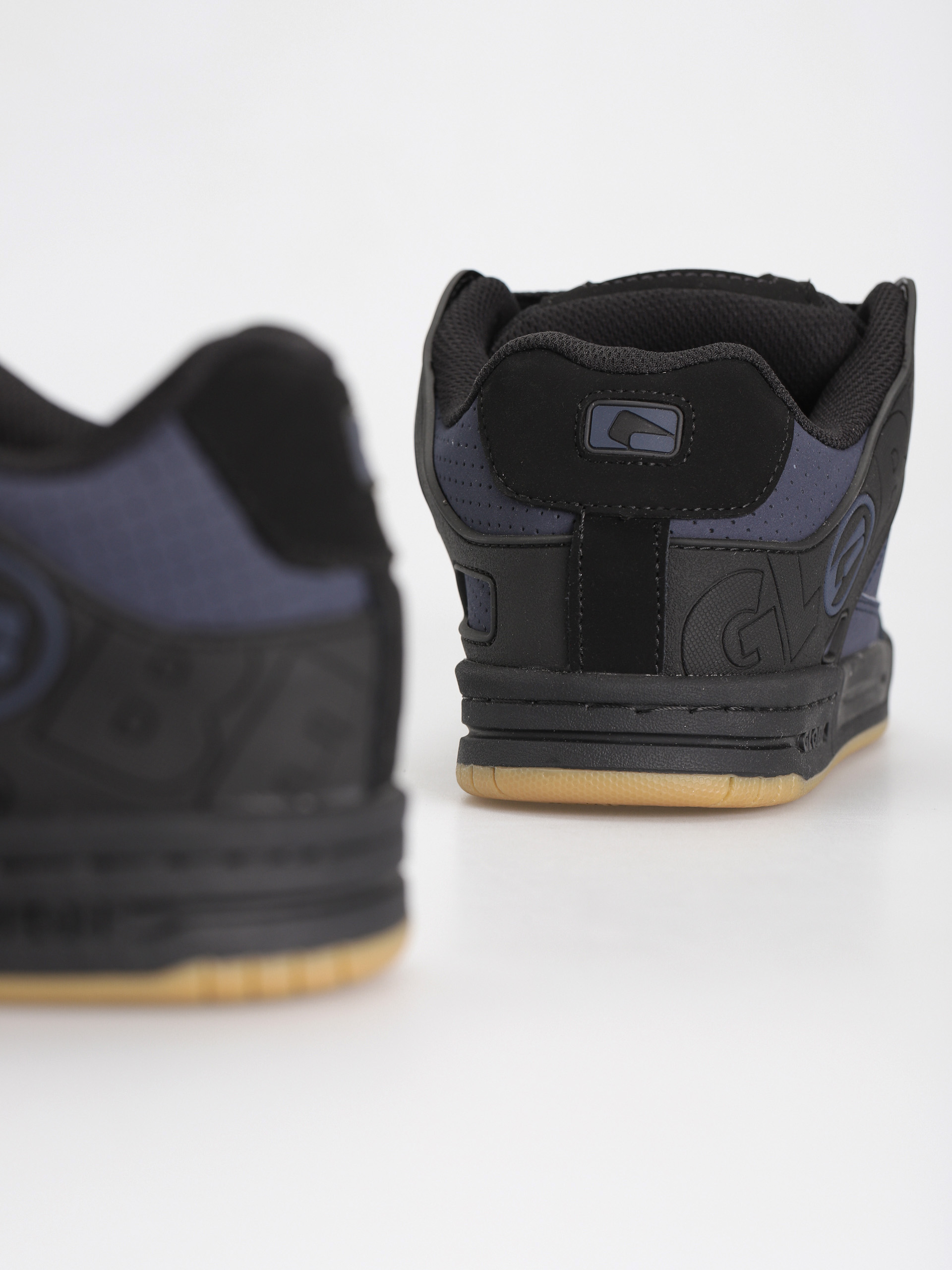 Globe Tilt Shoes (midnight/black)