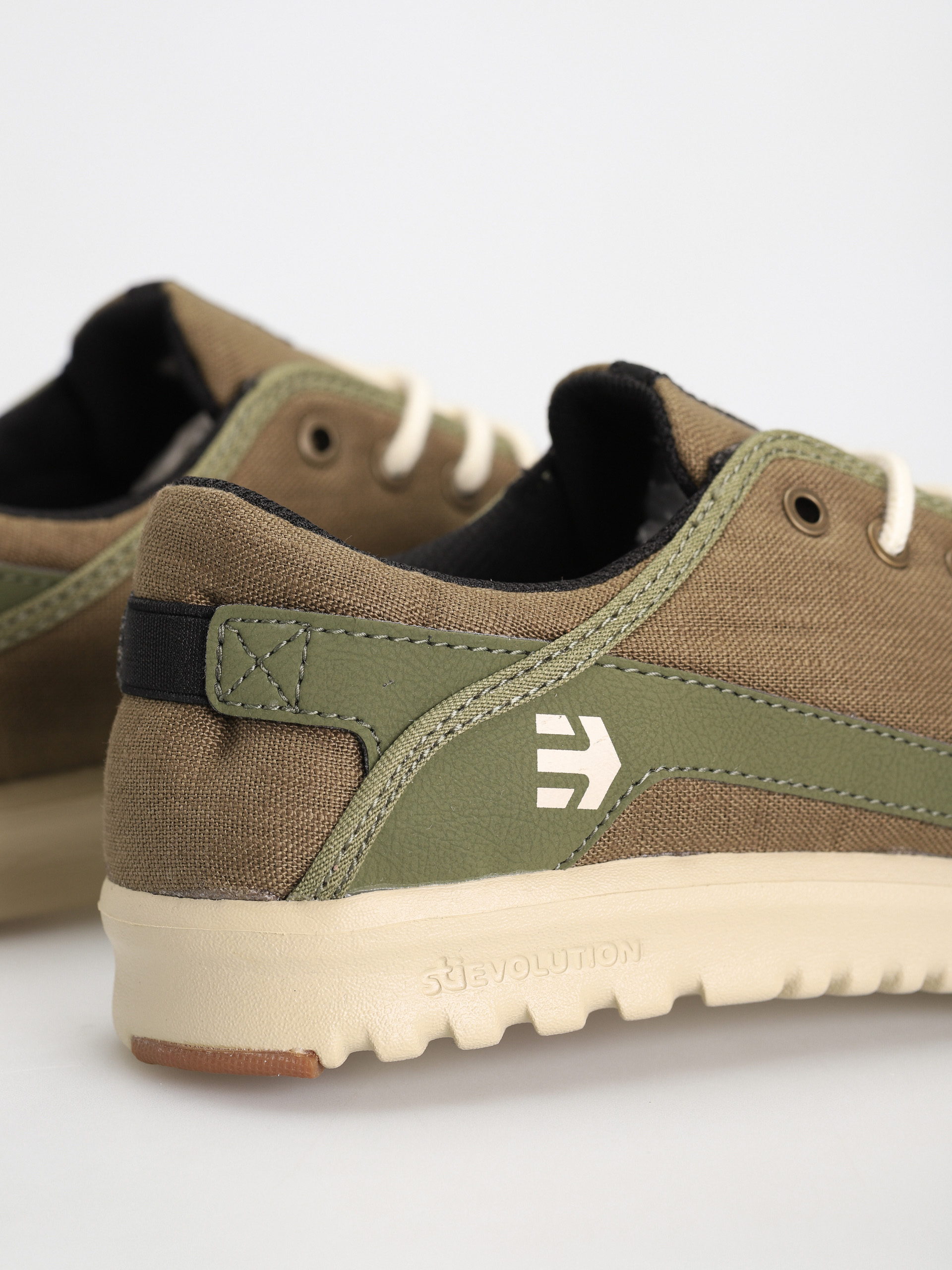 Etnies Scout Shoes (olive/tan/gum)
