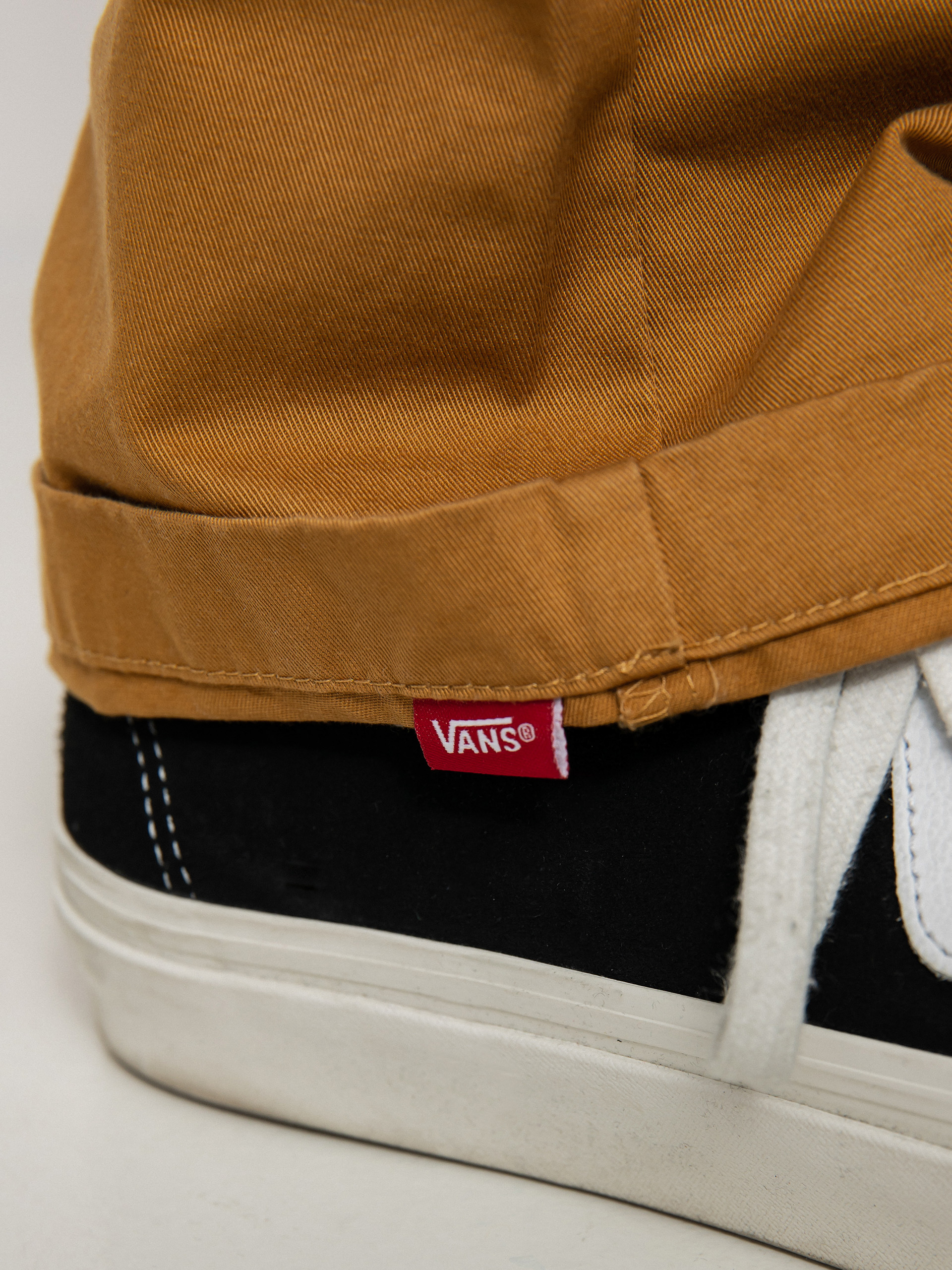 Vans Authentic Chino Loose Dk Pants (bone brown)