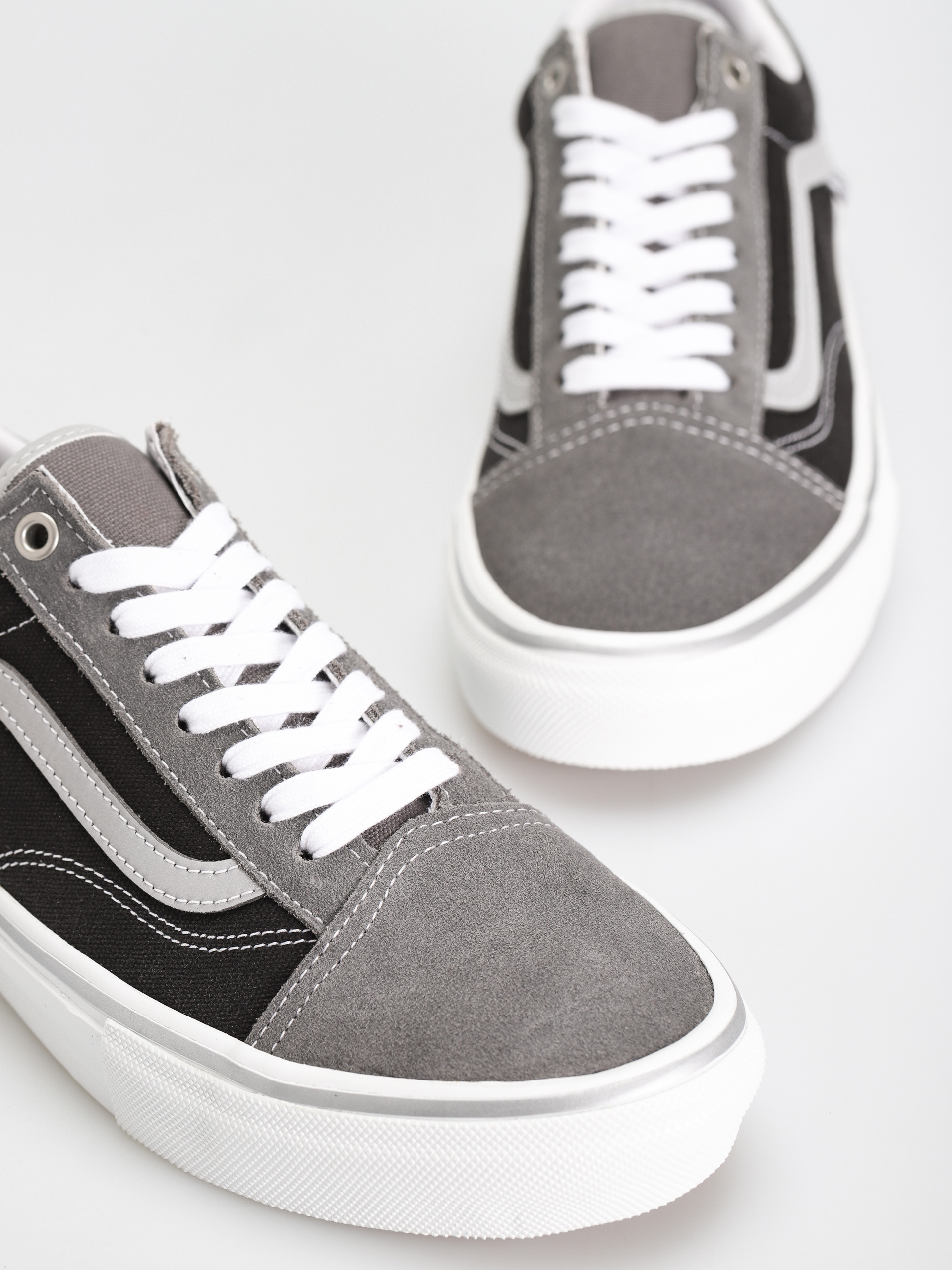 Vans Skate Old Skool Shoes (reflective black/grey)