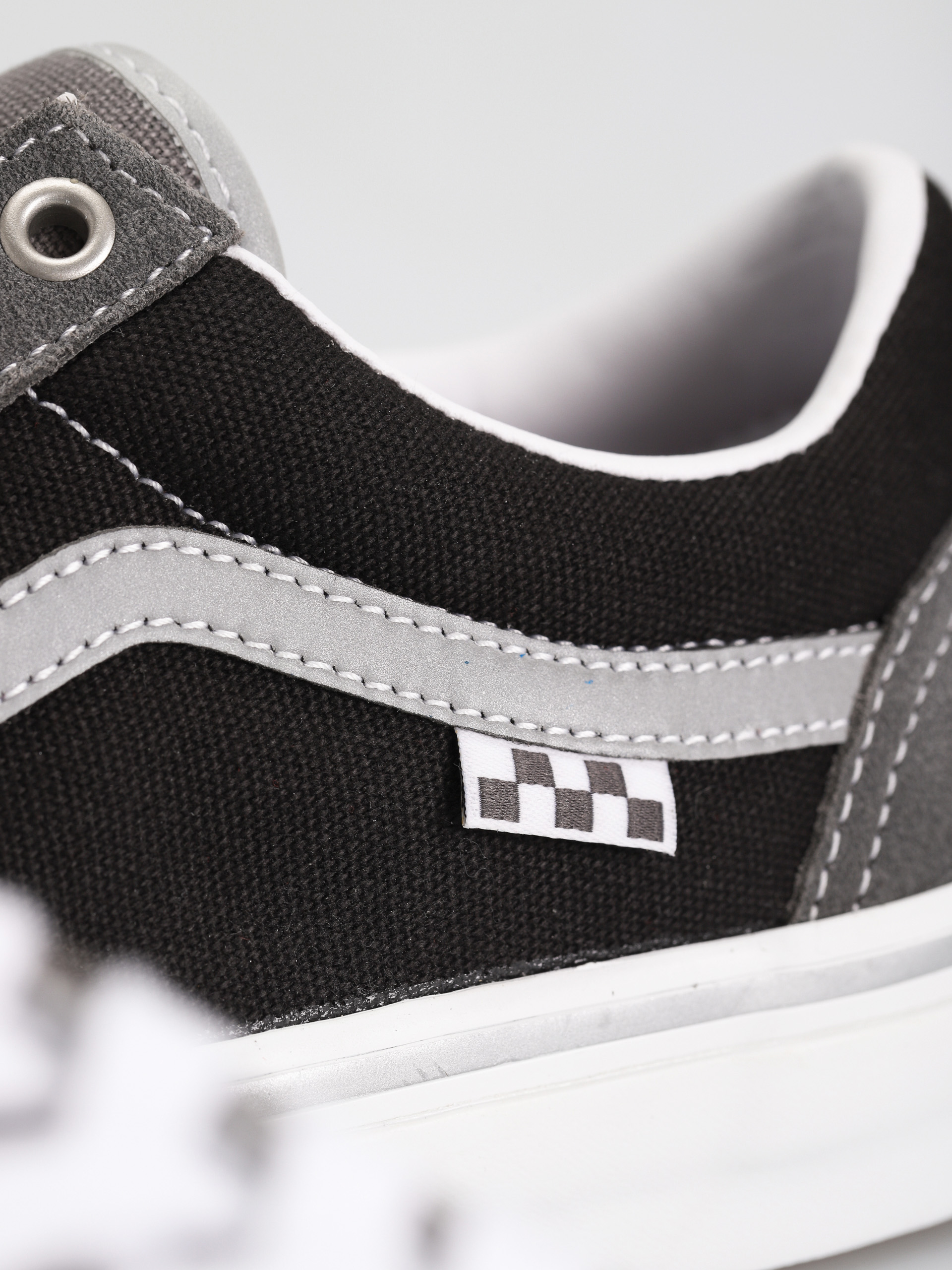 Vans Skate Old Skool Shoes (reflective black/grey)