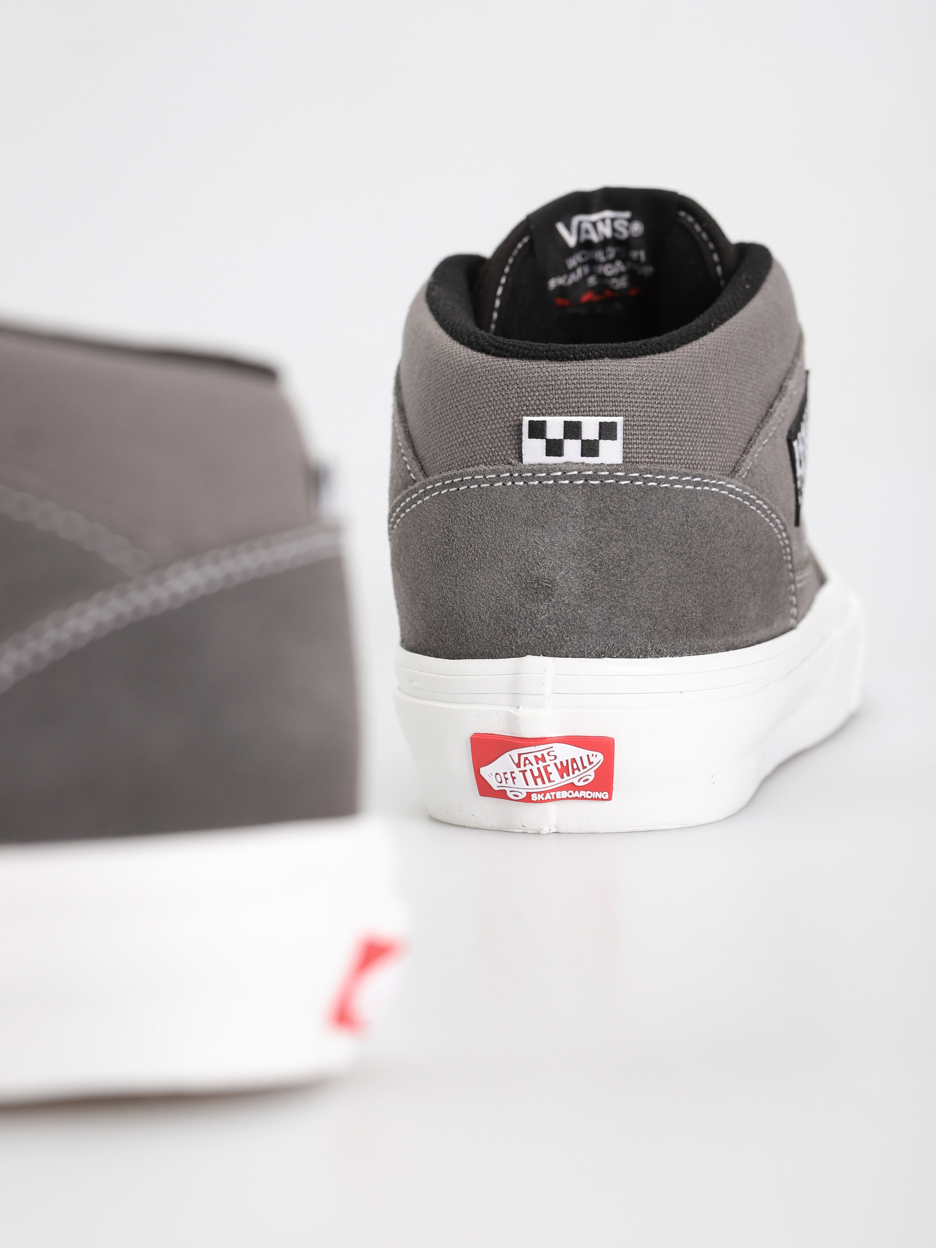 Vans Skate Half Cab Shoes (grey/white)