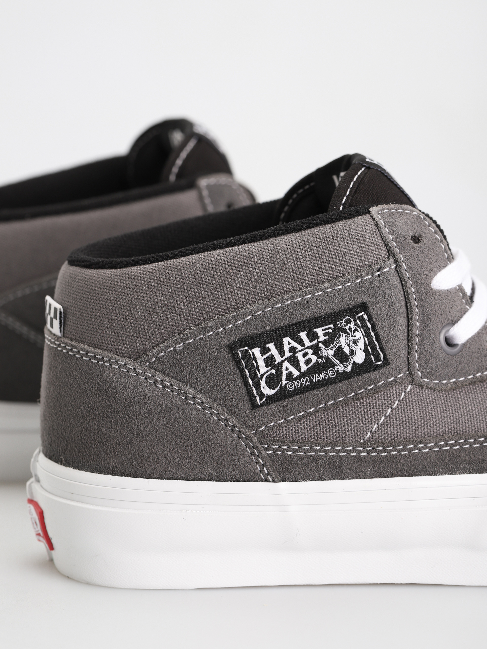 Vans Skate Half Cab Shoes (grey/white)