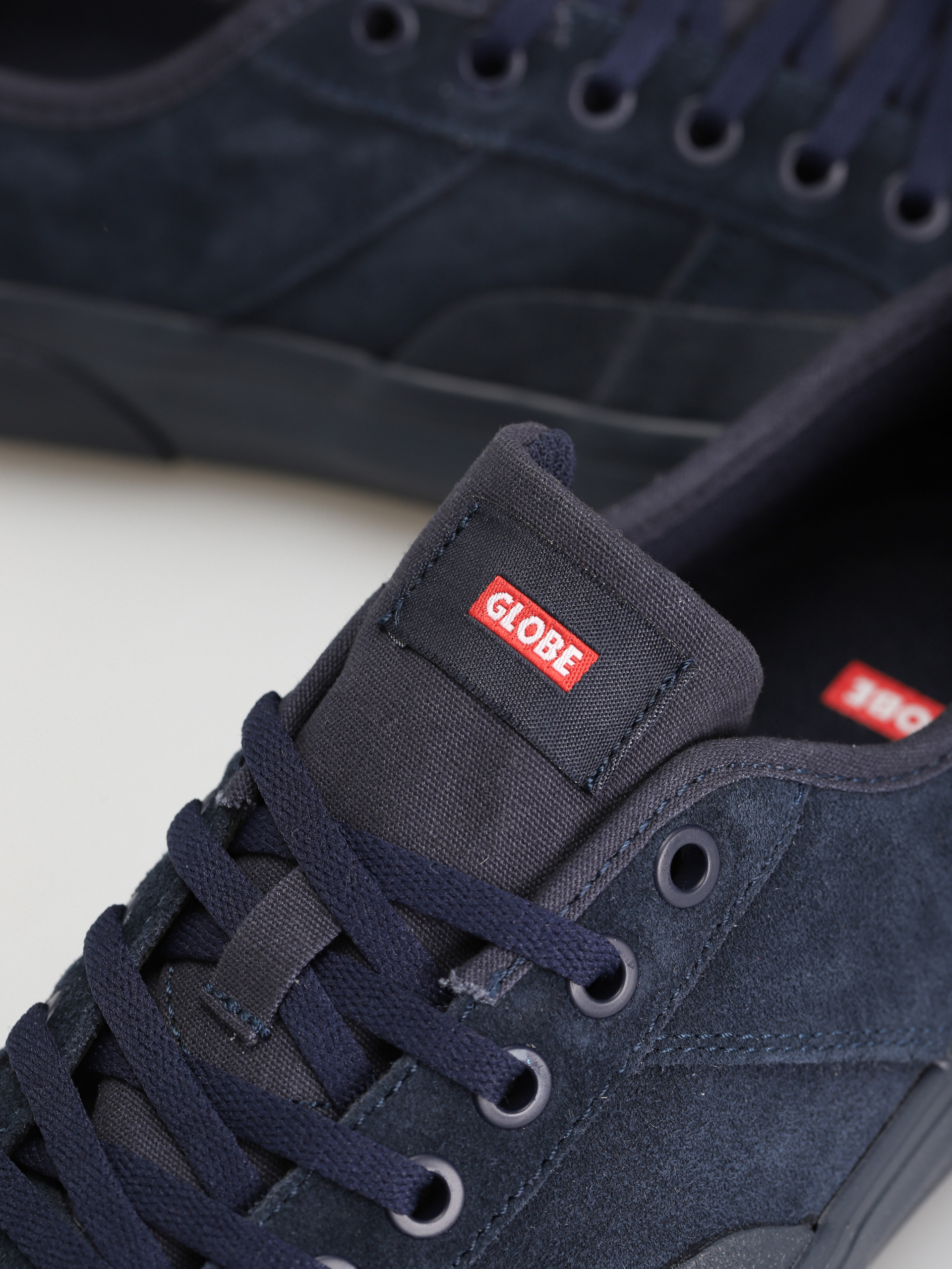 Globe Surplus Schuhe (midnight blue dip)