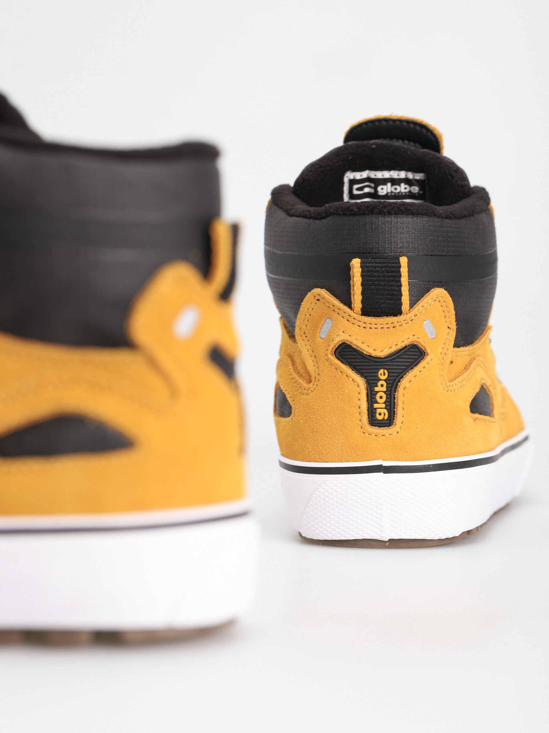 Globe Dimension Schuhe (wheat/black/summit)