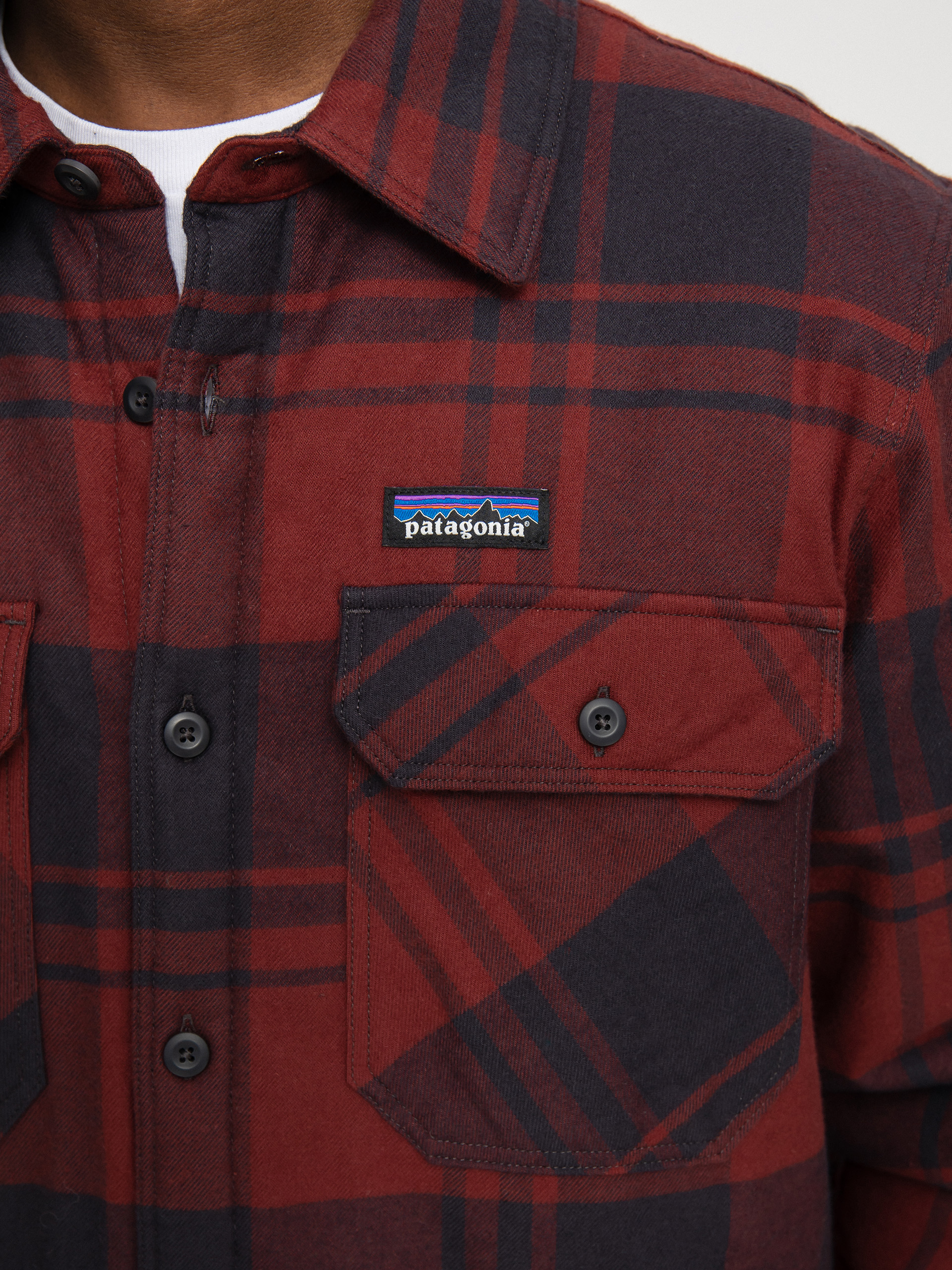 Patagonia Insulated Organic Cotton Fjord Flannel Jacke (live oak/sequoia red)